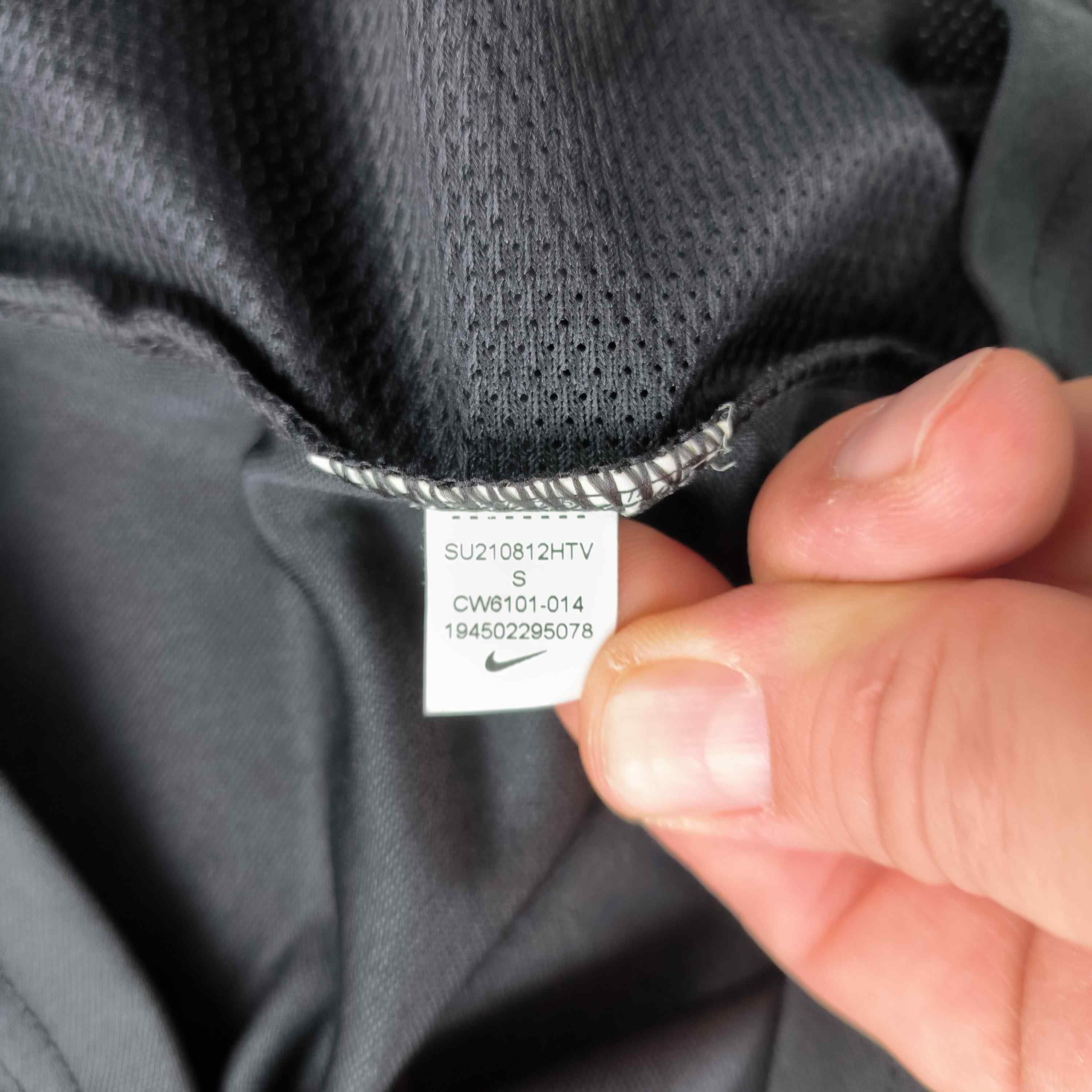 Nike AIK Fotboll 2021-22 Nike training football jersey size S Size US S / EU 44-46 / 1 - 6 Thumbnail