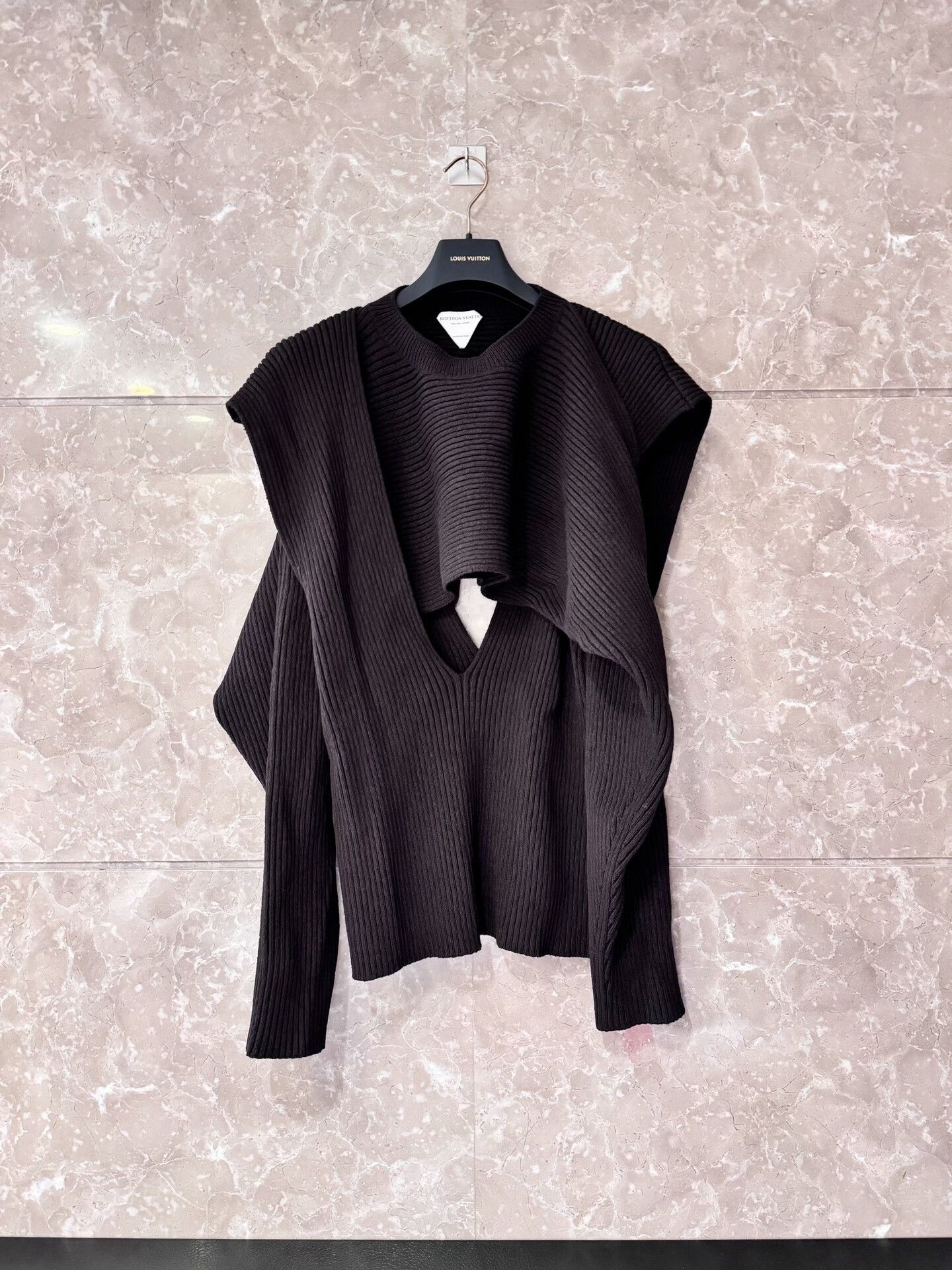 Bottega Veneta Bottega Veneta PreFall 20 Deconstructed Open-Knit Sweater Size XS / US 0-2 / IT 36-38 - 1 Thumbnail