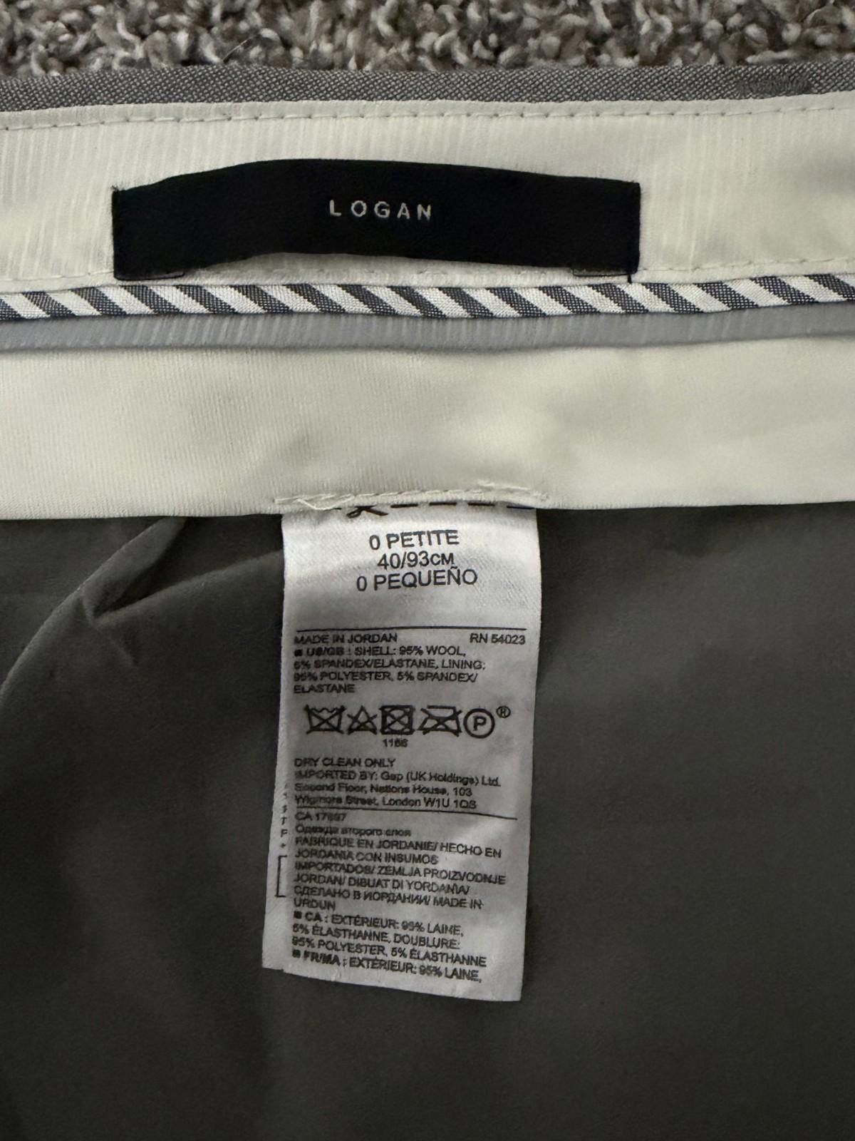 Banana Republic BANANA REPUBLIC Logan Dress Pants in Grey (0P / 0 Petite) Size 25" / US 0 / IT 36 - 8 Thumbnail
