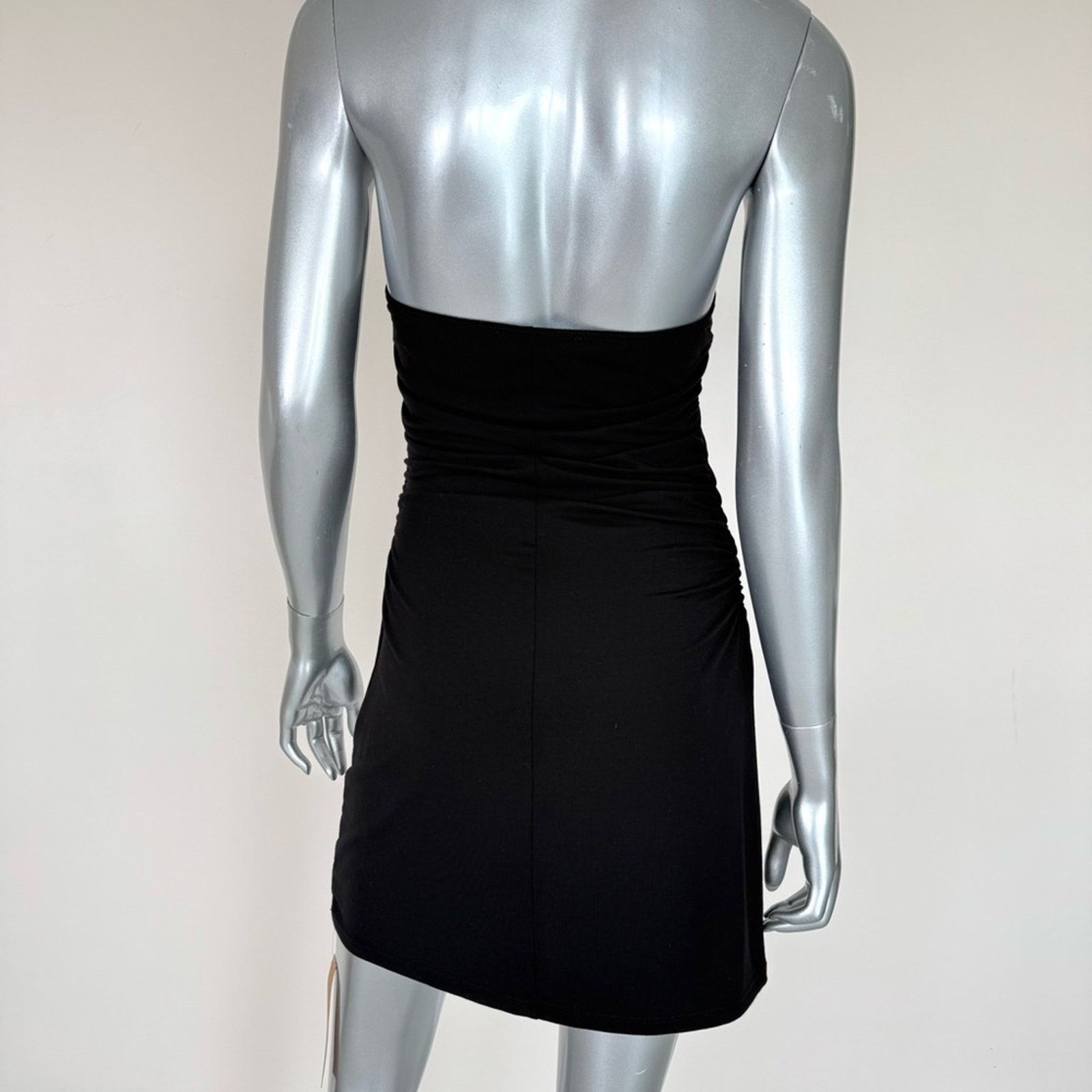 Reformation NWT!!! Reformation black mini dress size S Retail 170$ Size S / US 4 / IT 40 - 5 Thumbnail