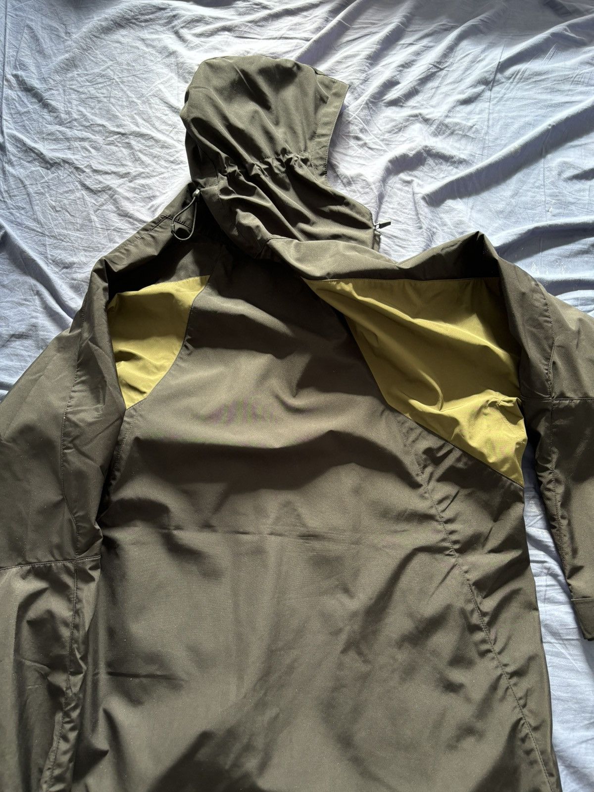 Reindee Lusion Outdoor waterproof spliced jacket Size US L / EU 52-54 / 3 - 4 Thumbnail