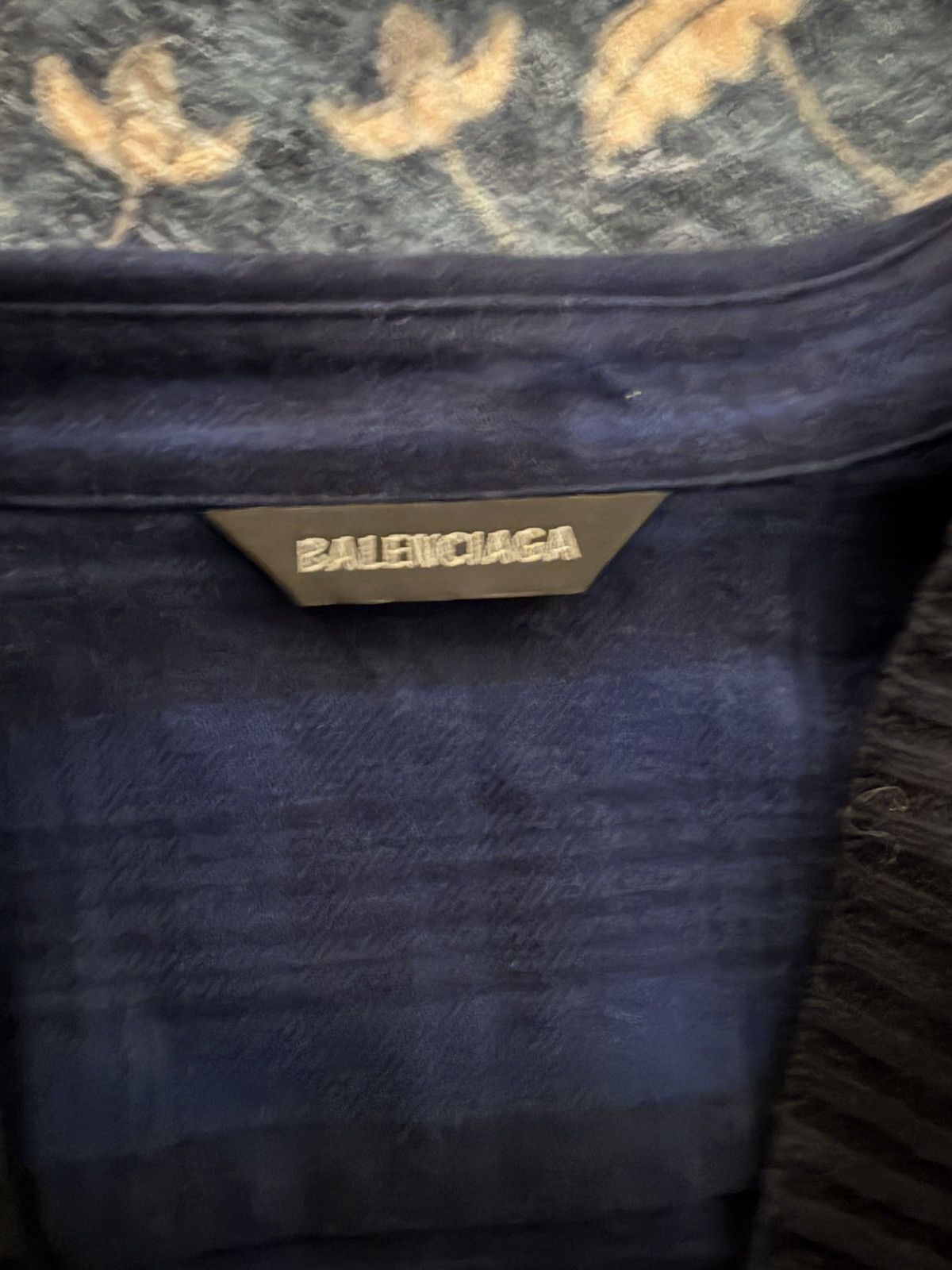 Balenciaga BALENCIAGA SWEATER WITH FLANNEL Size US XS / EU 42 / 0 - 2 Thumbnail