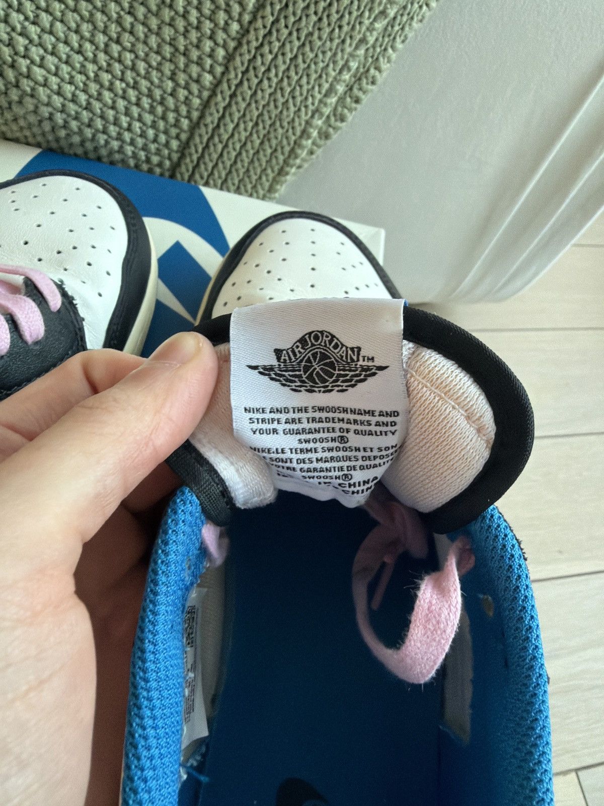 Nike × Travis Scott Fragment Design X Travis Scottx Air Jordan 1 Retro Low Size US 8.5 / EU 41-42 - 15 Thumbnail