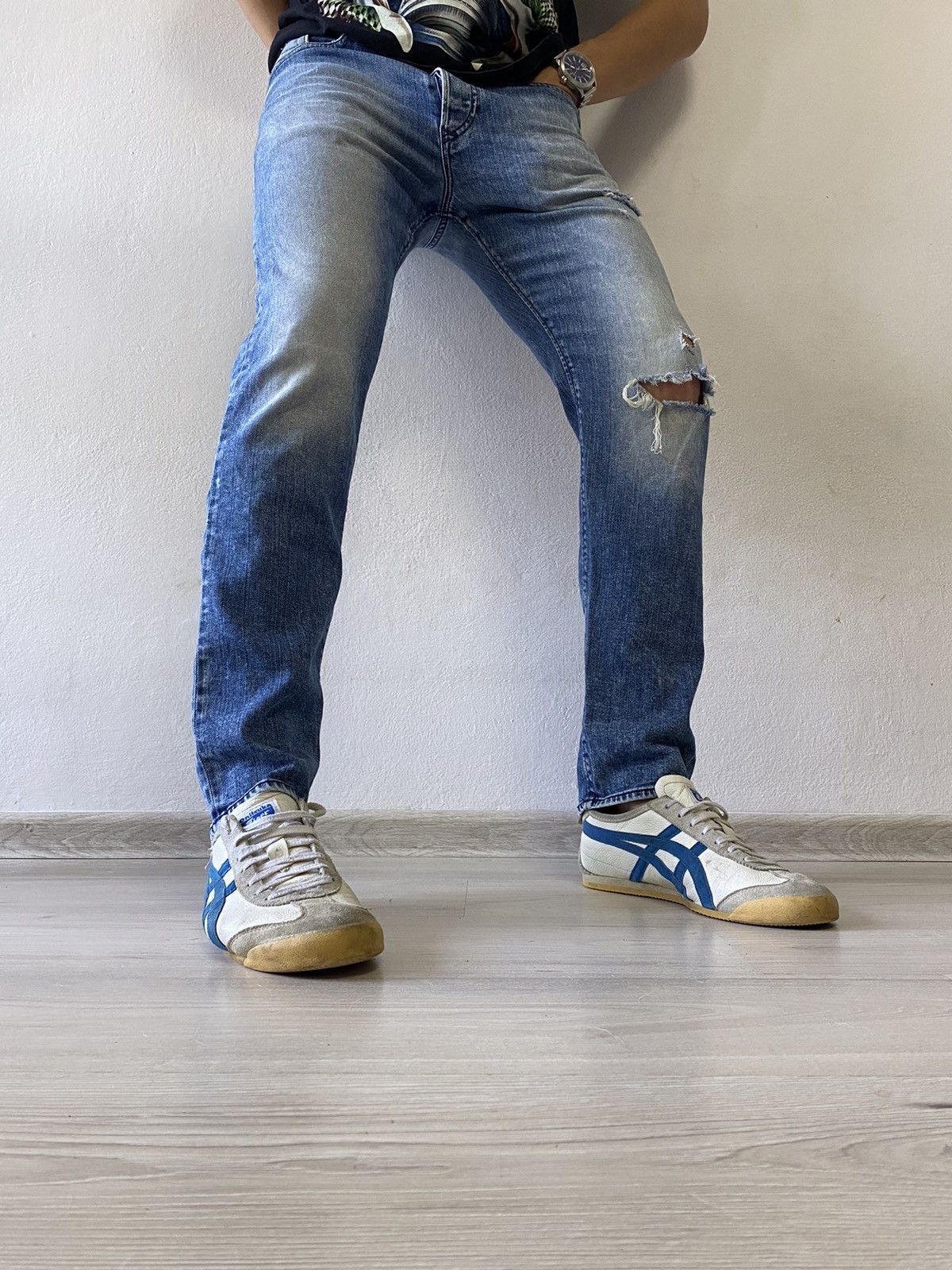 Diesel Jeans Dirty Pants Diesel Faded Crash Denim Thrashed y2k Size US 32 / EU 48 - 1 Thumbnail