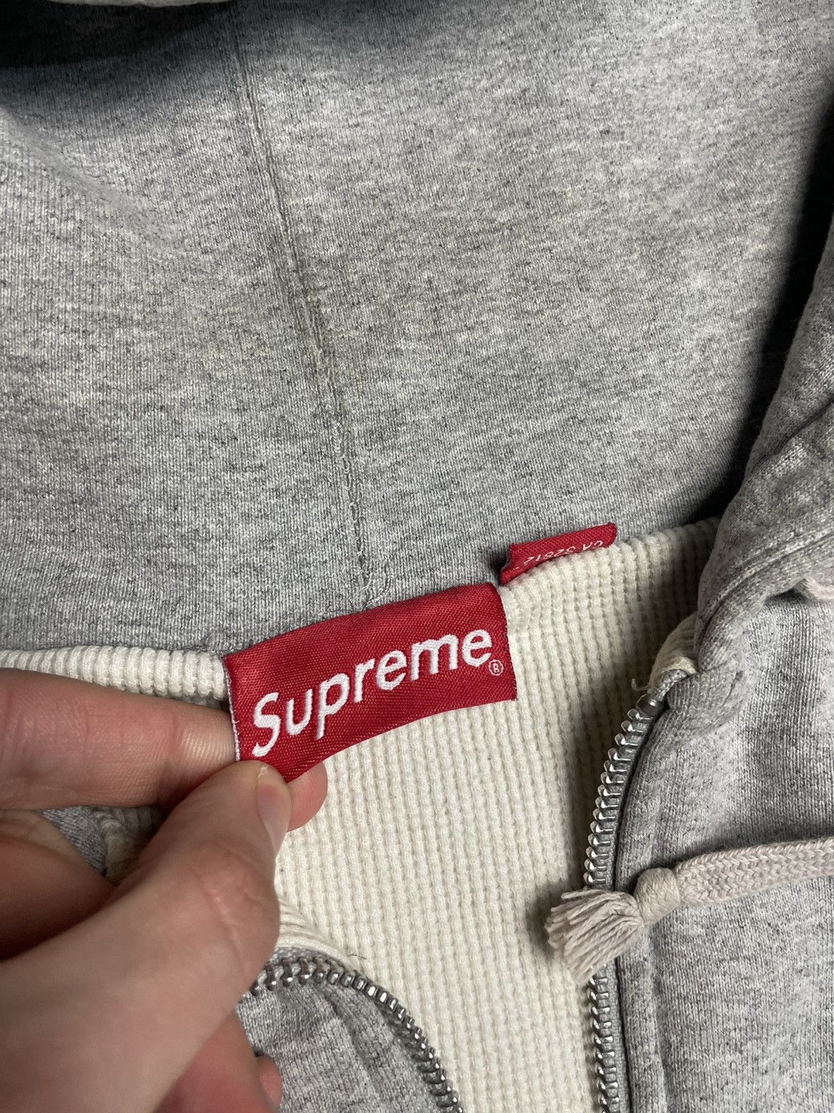 Supreme Supreme Heavyweight zip up jacket back logo Size US XL / EU 56 / 4 - 11 Thumbnail