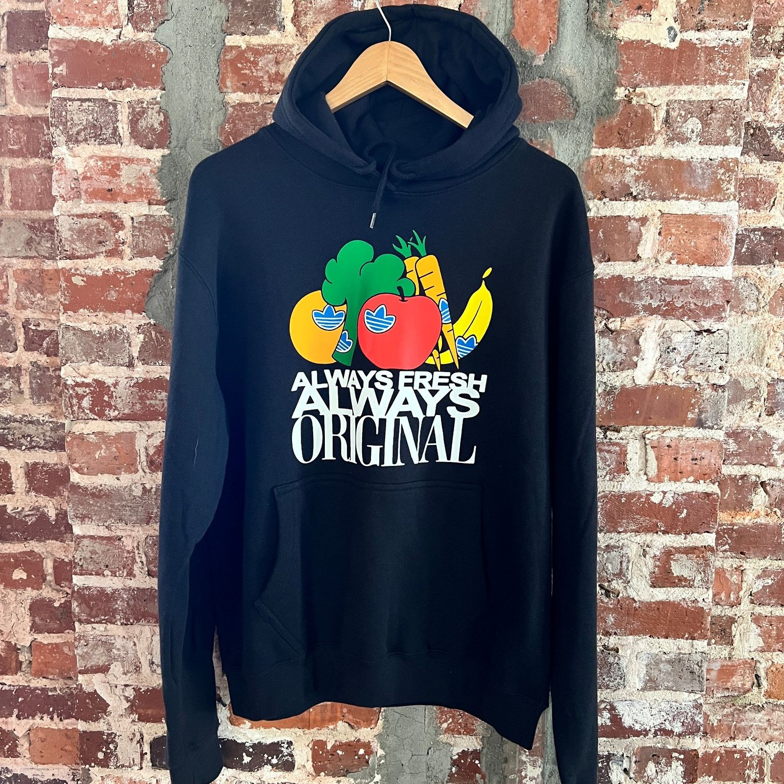 Adidas Adidas Original Men's Black Hoodie NWT M 22x27 NWT Size US M / EU 48-50 / 2 - 1 Thumbnail