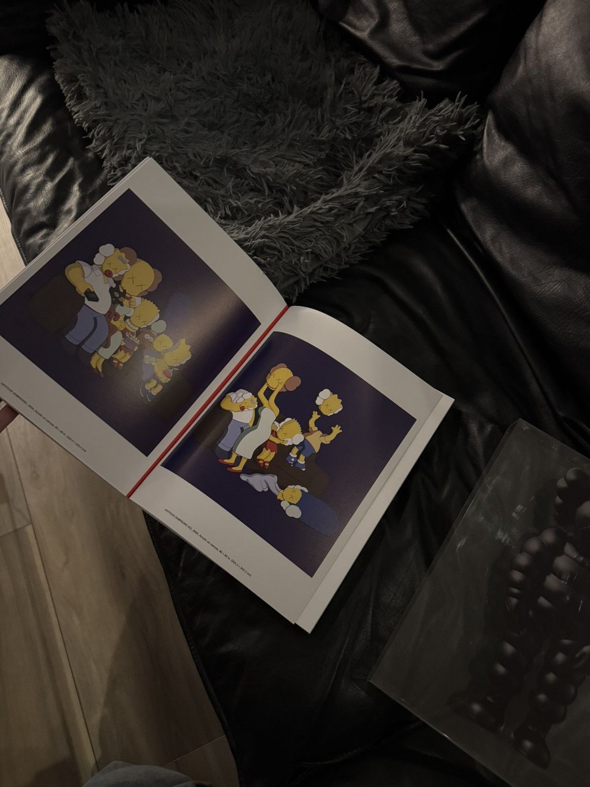 Kaws Kaws Book Size ONE SIZE - 4 Thumbnail