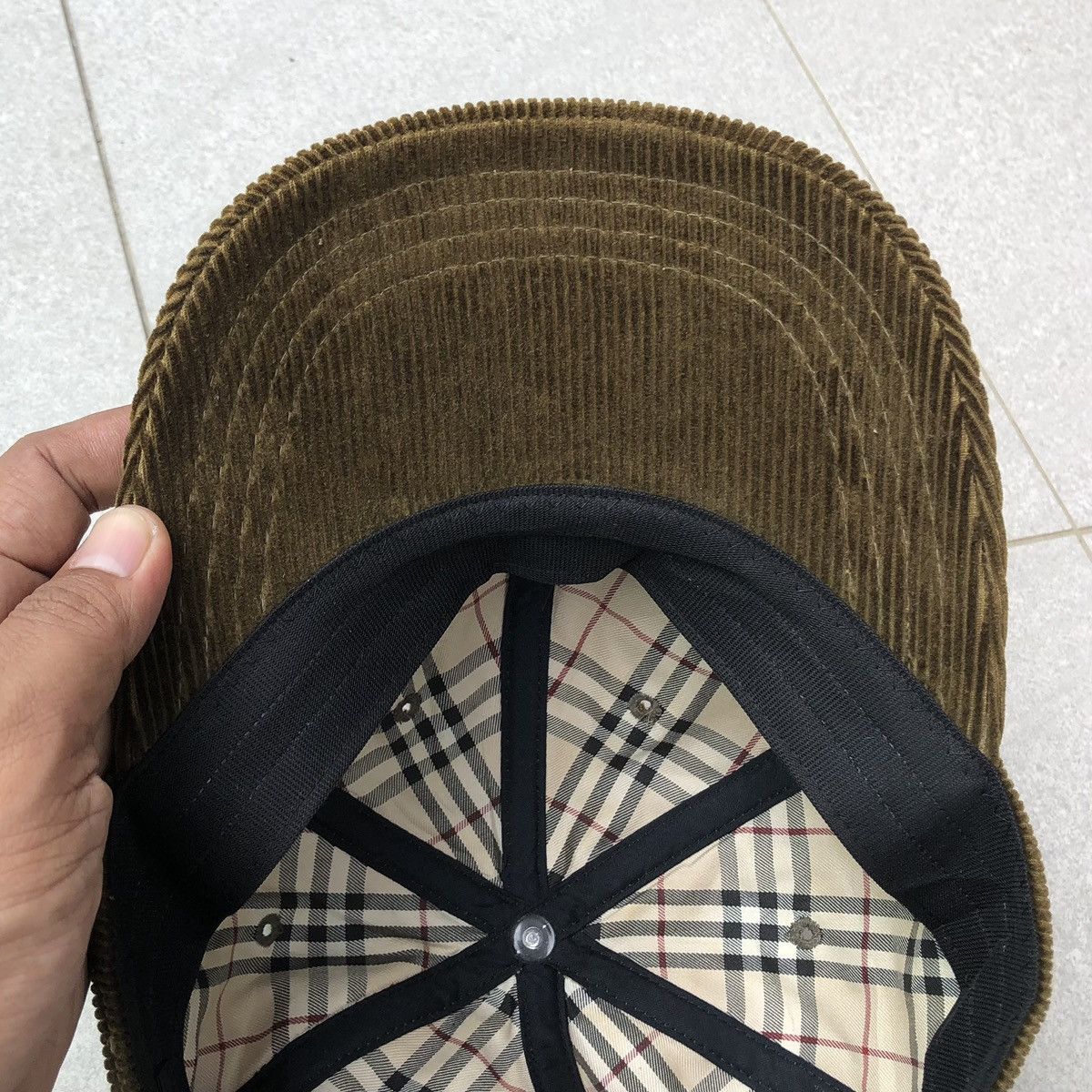 Burberry Burberry London Corduroy Embroidery Logo Adjustable Cap Size ONE SIZE - 7 Thumbnail