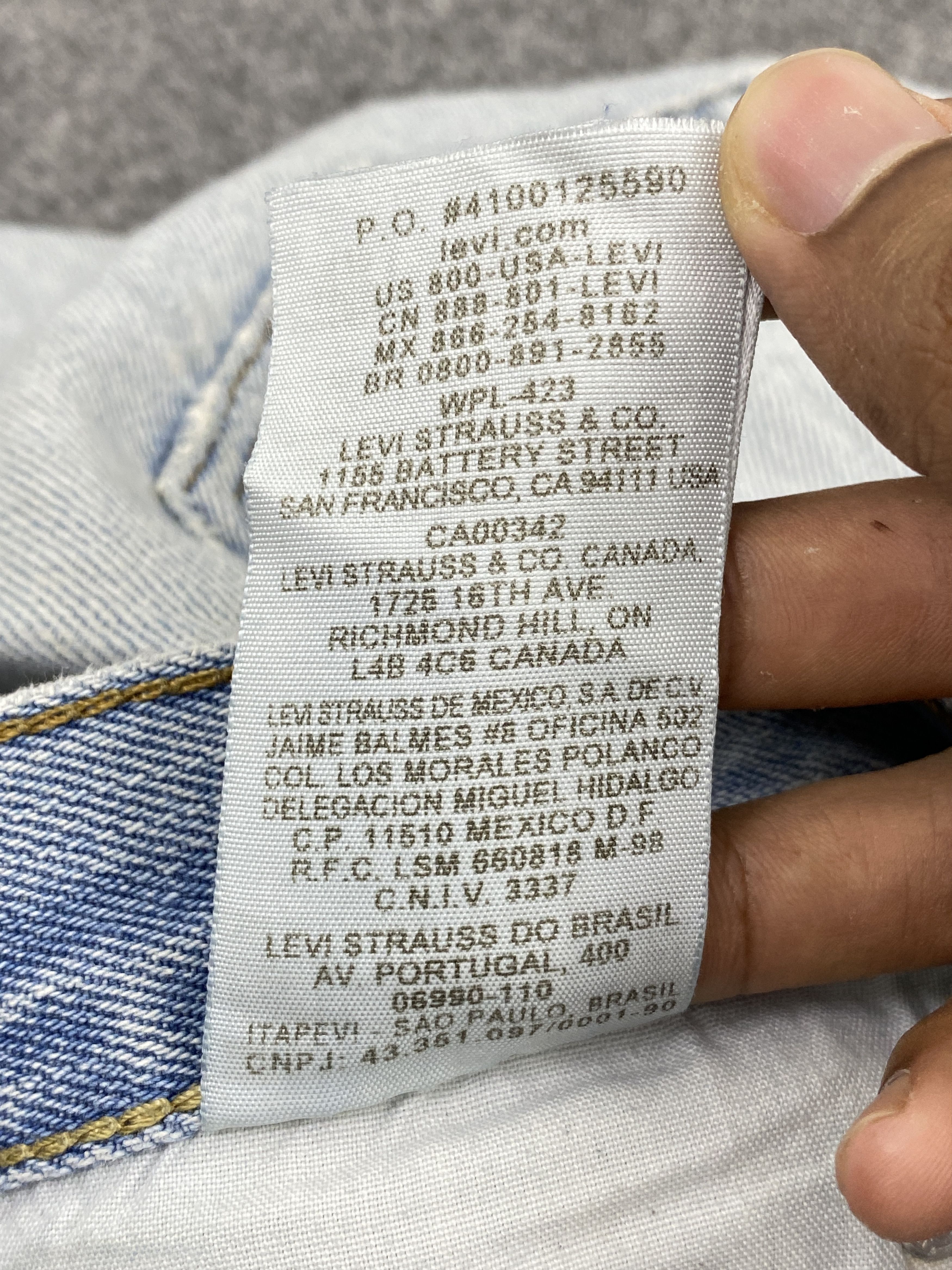 Levi's Vintage Levis 505 Straight Fit Distressed Jeans DP2682 Size US 31 - 15 Thumbnail