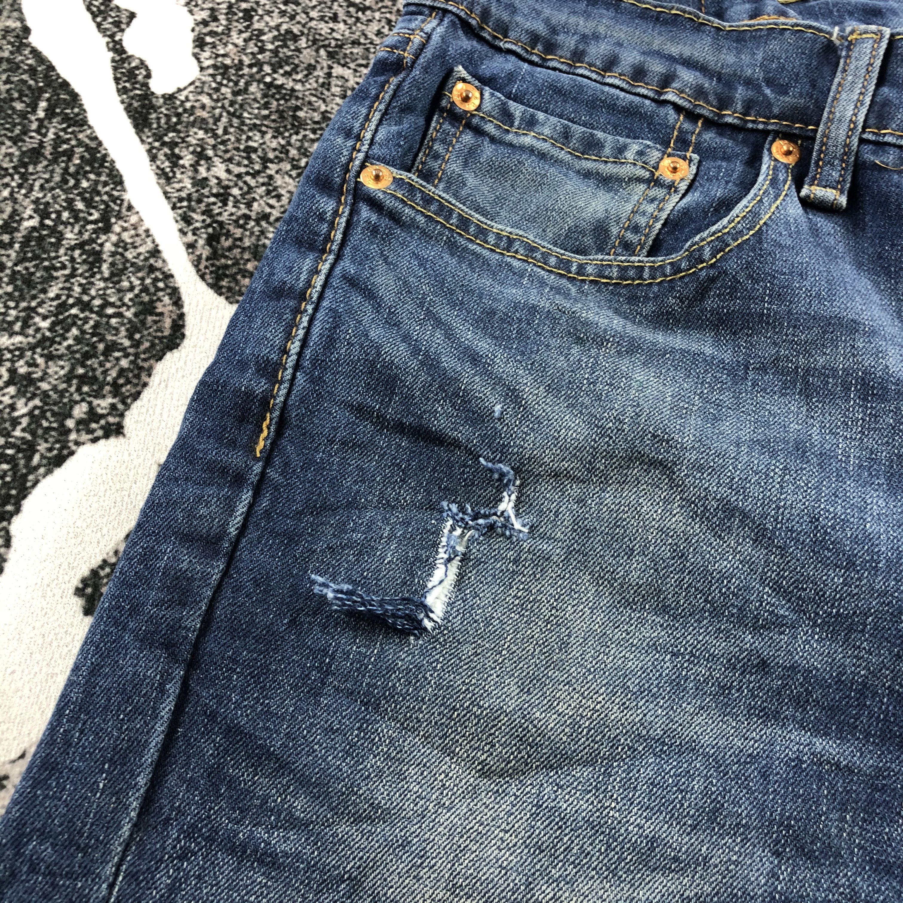 Levi's Levi's 511 Jeans Distress Faded Blue KJ984 Size US 32 / EU 48 - 9 Thumbnail