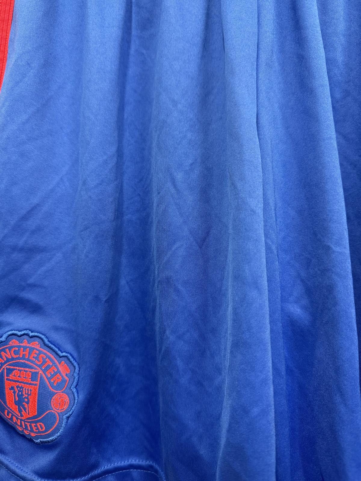 Adidas Adidas Manchester United Blue and Red Athletic Shorts Size ONE SIZE - 3 Thumbnail