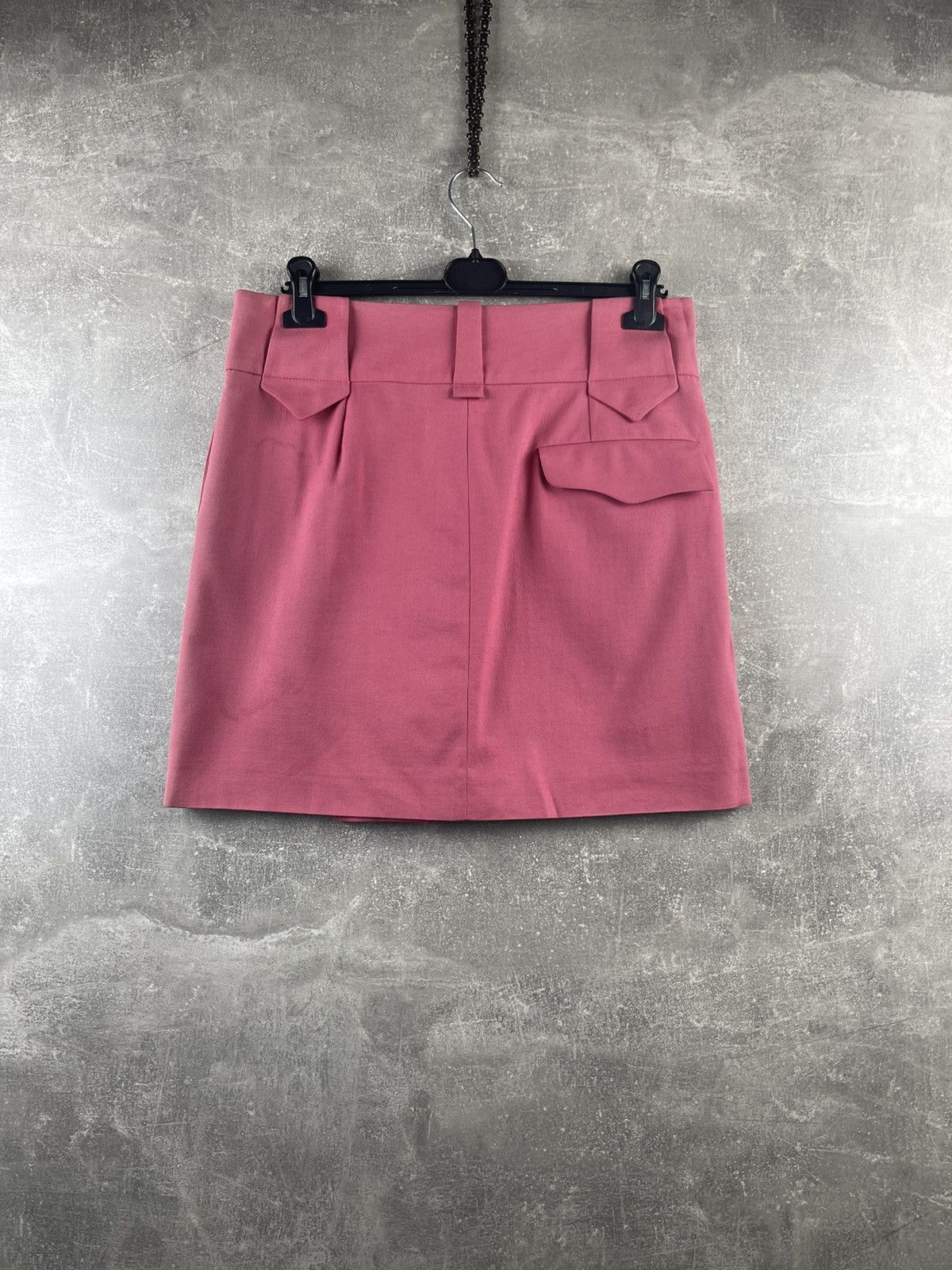 Gucci Gucci Vintage Runway Pink Pockets Archives Buttons Skirt Size 28" / US 6 / IT 42 - 8 Thumbnail