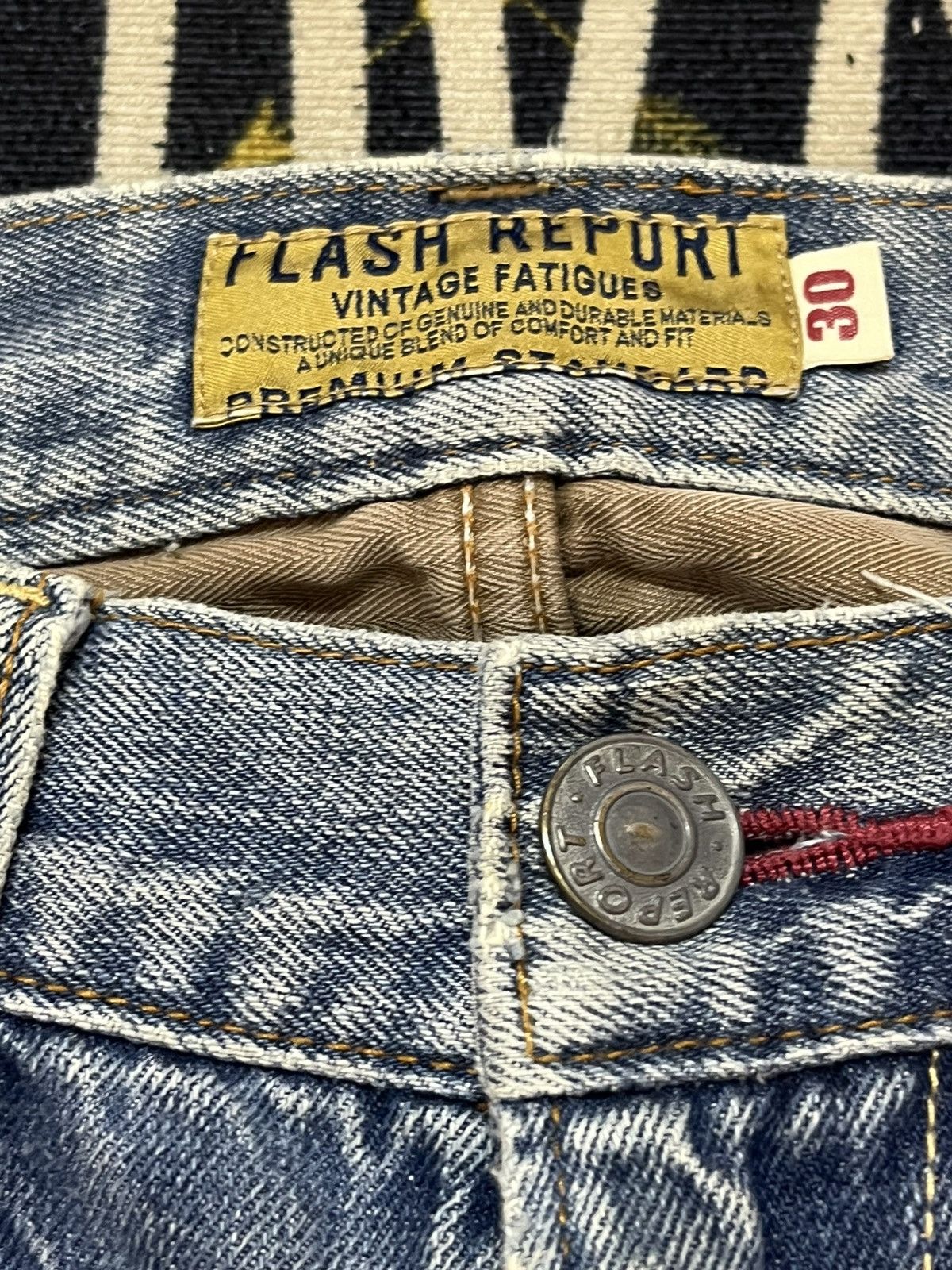 Fashion Victim Vintage Flash Report Extra Rugged Faded Distressed Denim Size US 29 - 9 Thumbnail