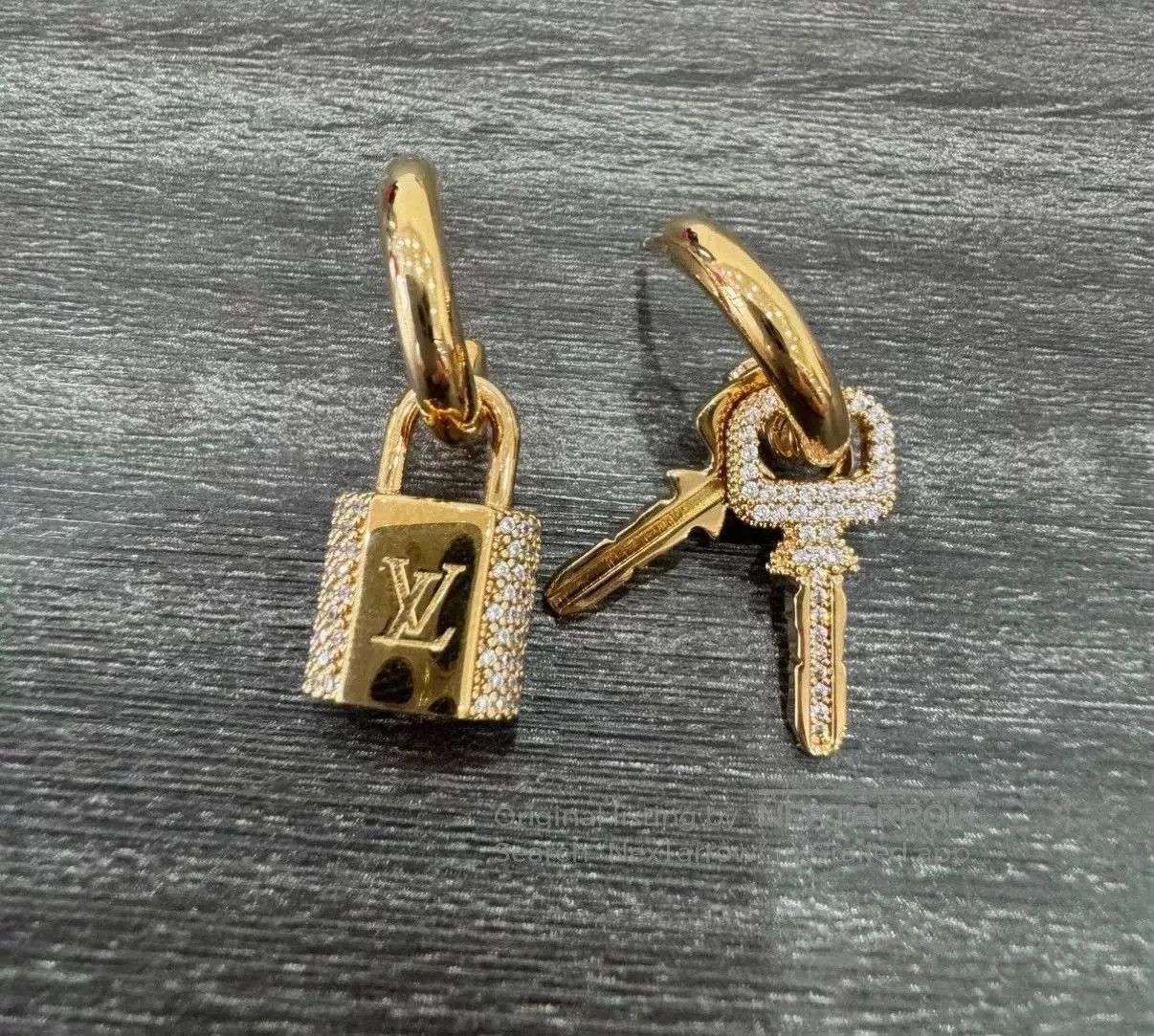 Louis Vuitton Louis Vuitton Gold Lock Key Earrings. Size ONE SIZE - 1 Thumbnail