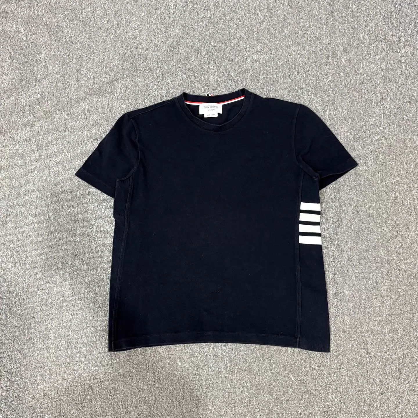 Thom Browne Thom Browne TB Navy Blue 4Stripe Short Sleeve 2 9/10 Size US M / EU 48-50 / 2 - 1 Thumbnail