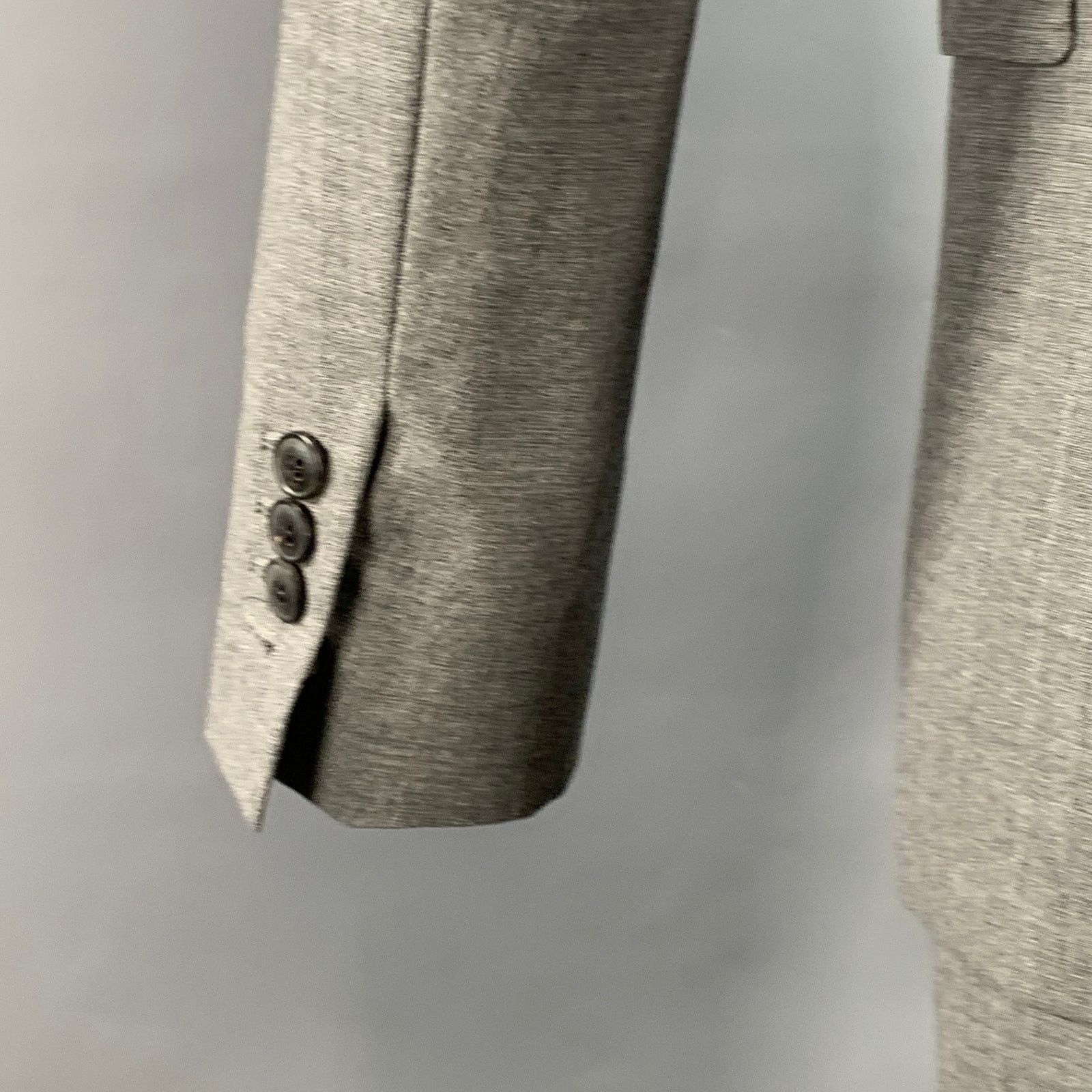 AMI Size 38 Grey Wool Notch Lapel Suit Size 38R - 6 Thumbnail