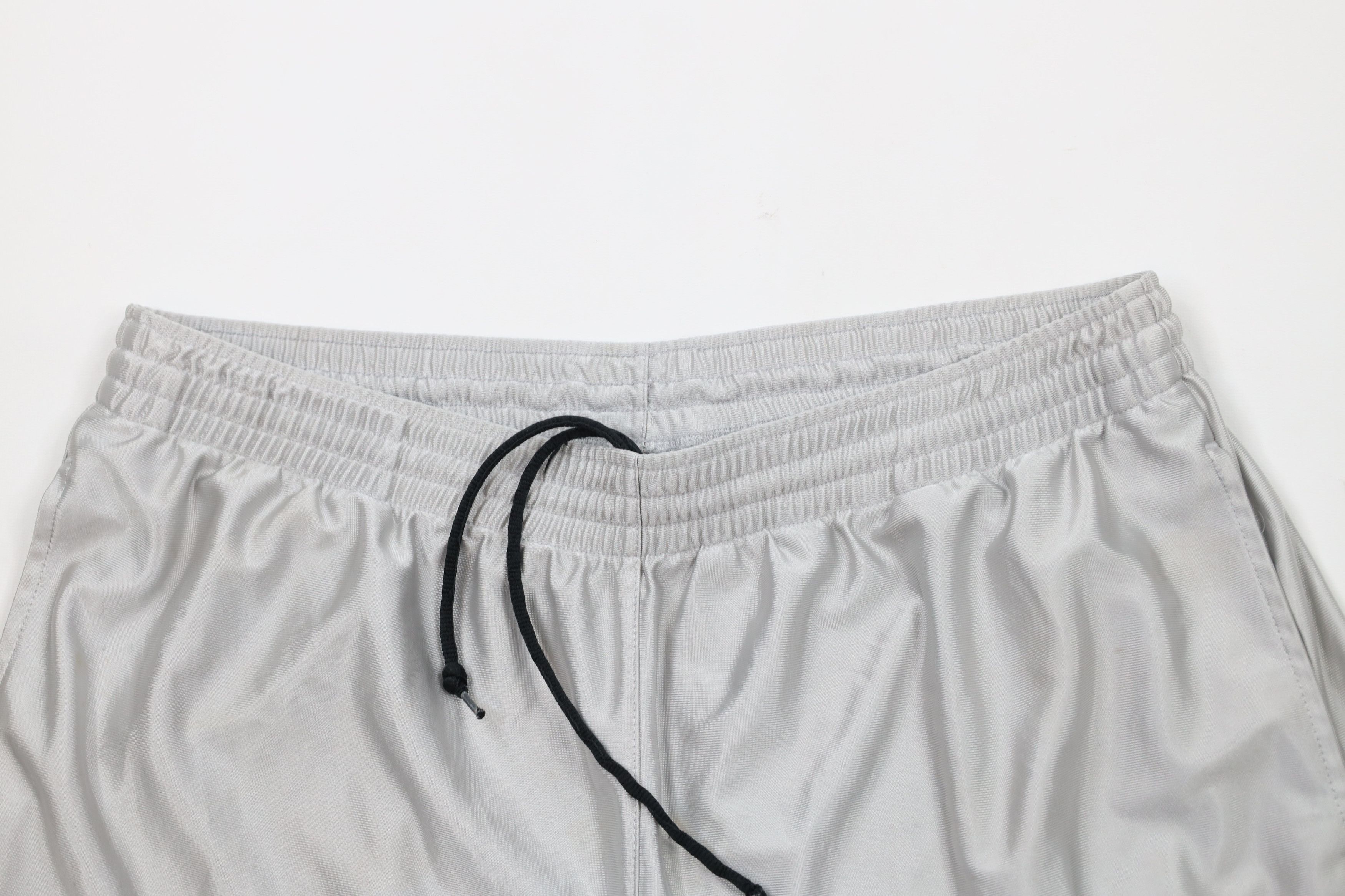Nike × Vintage Vintage 90s Y2K Nike Mini Swoosh Basketball Shorts Silver Size US 38 / EU 54 - 2 Thumbnail