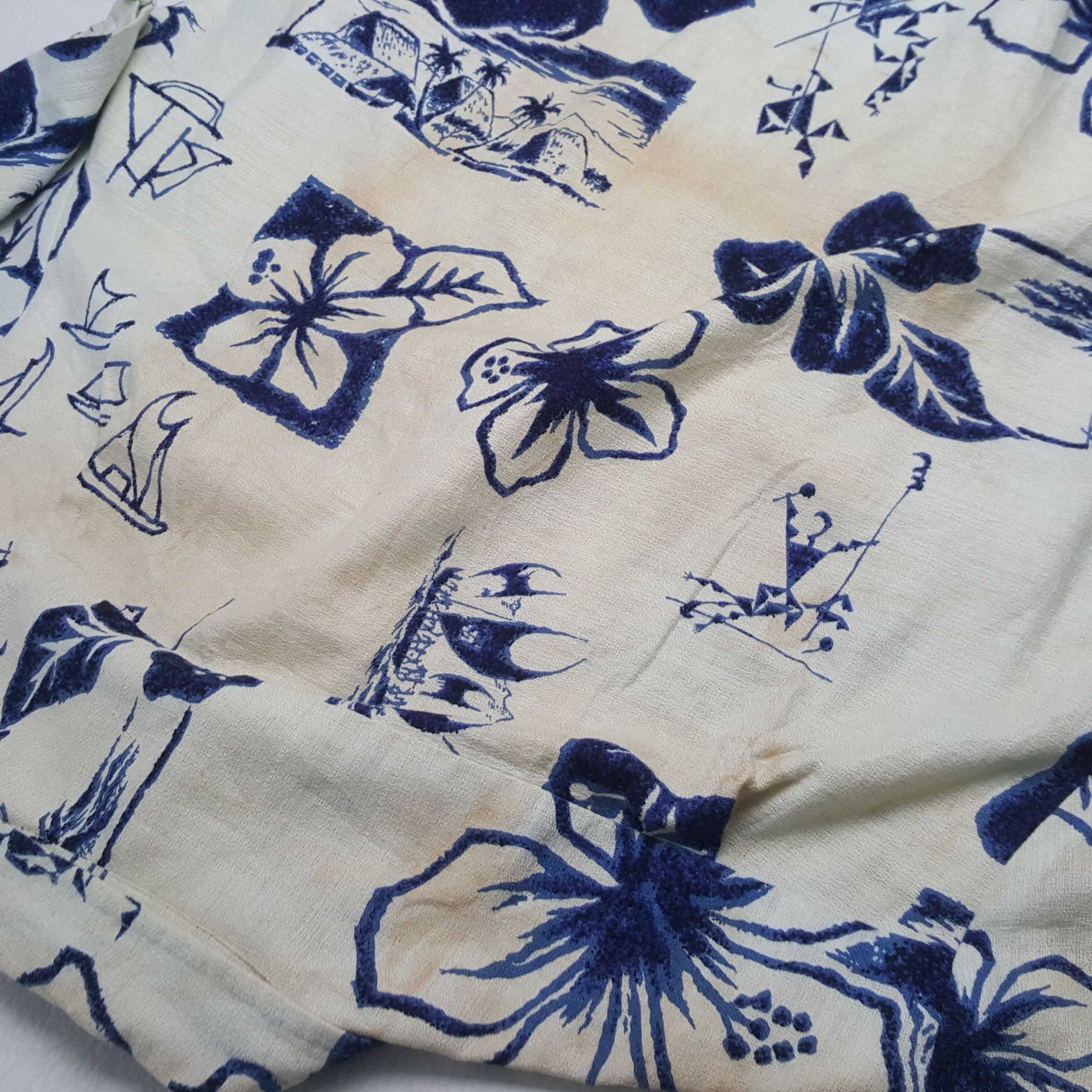 Vintage Holo Holo Hawaii Flowers Vacation Style Shirt RR13 Size US XL / EU 56 / 4 - 6 Thumbnail