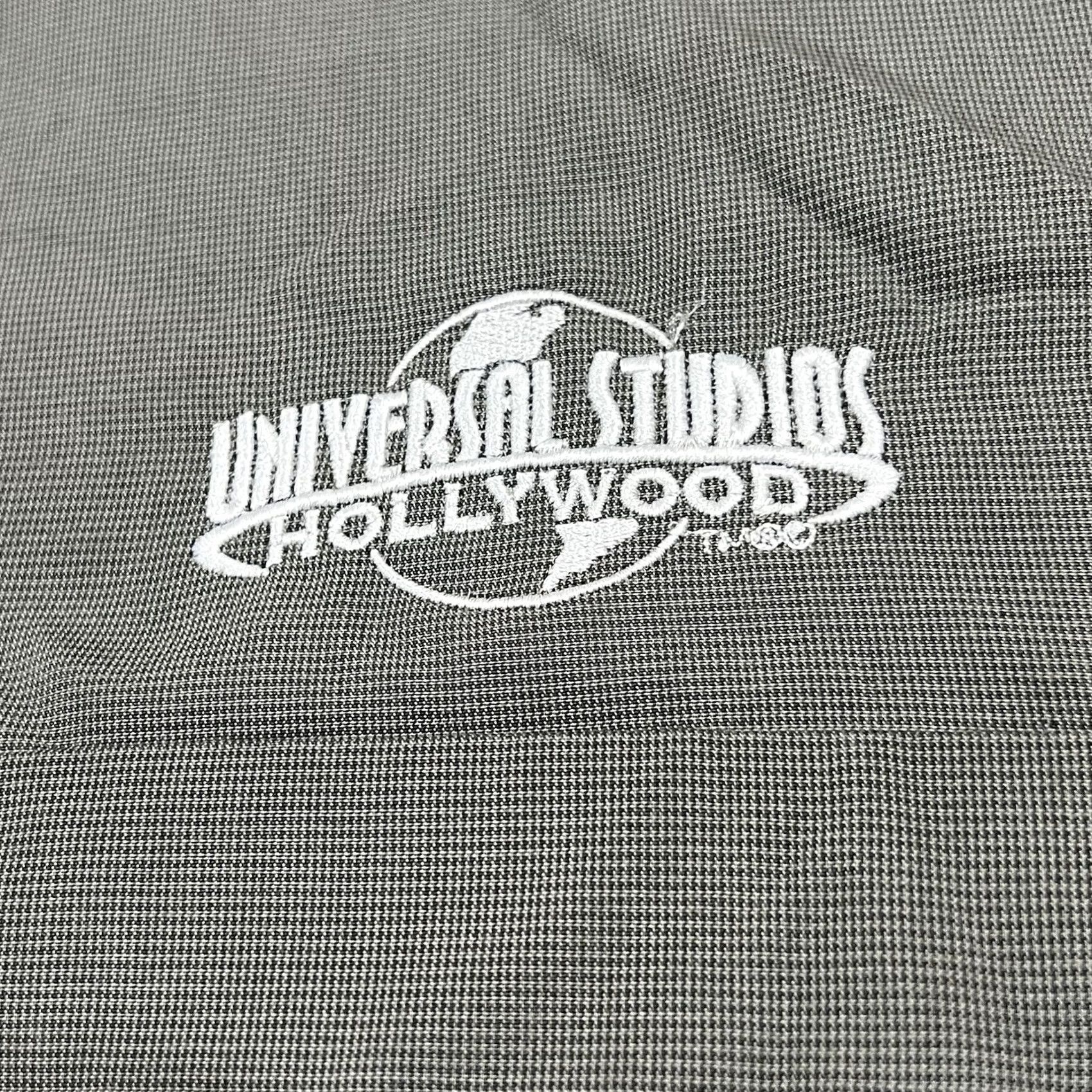 Vintage 2. "Universal Studios" is kept as is because it’S the brand Size US L / EU 52-54 / 3 - 4 Thumbnail