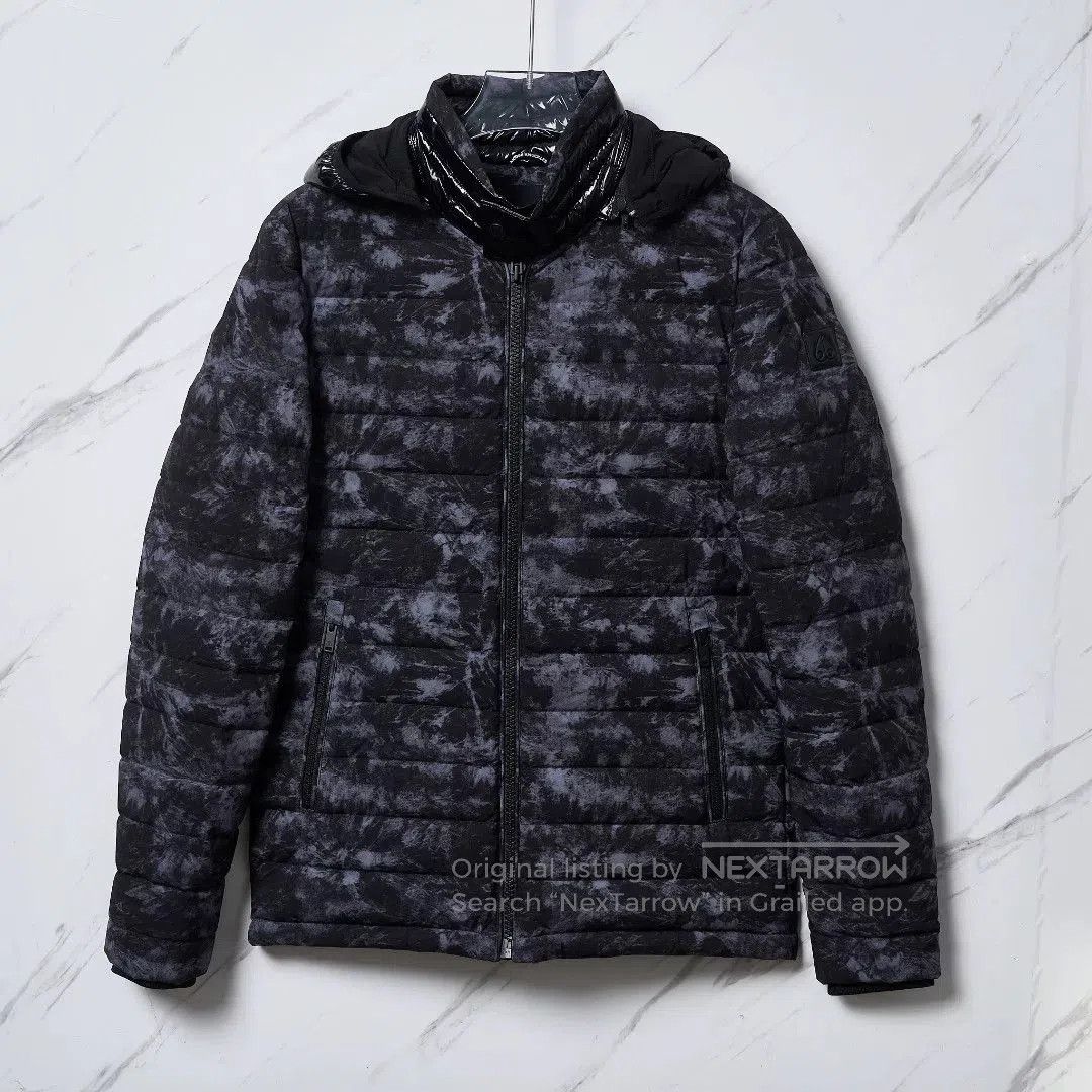 Moose Knuckles Moose Knuckles Men's Printed Down Jacket. Size US M / EU 48-50 / 2 - 1 Thumbnail