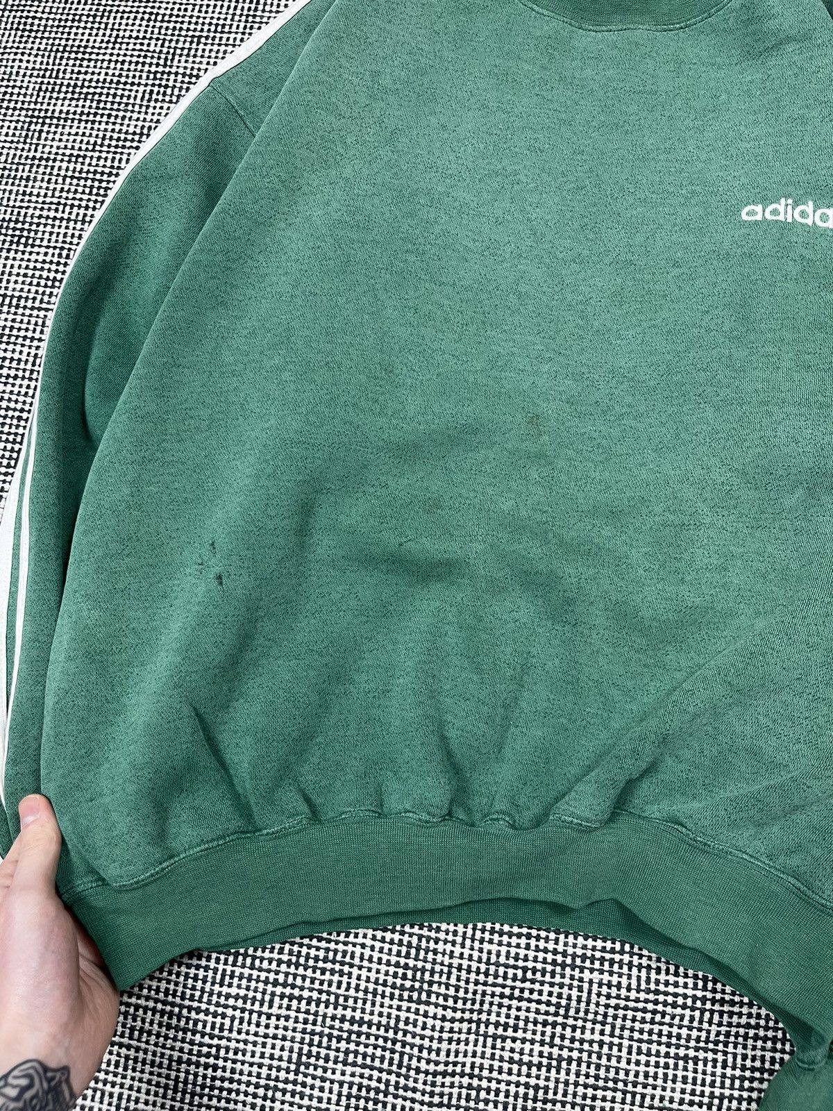 Adidas 80s adidas distressed boxy baggy crewneck Kanye style Size US L / EU 52-54 / 3 - 7 Thumbnail
