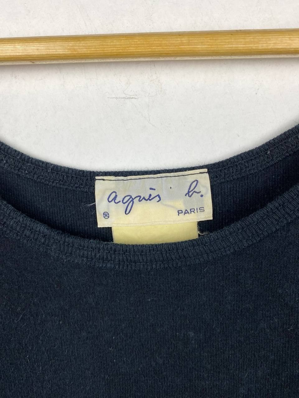 agnes b. vintage agnes b plain tank top sleeveless nice design Size S / US 4 / IT 40 - 2 Thumbnail