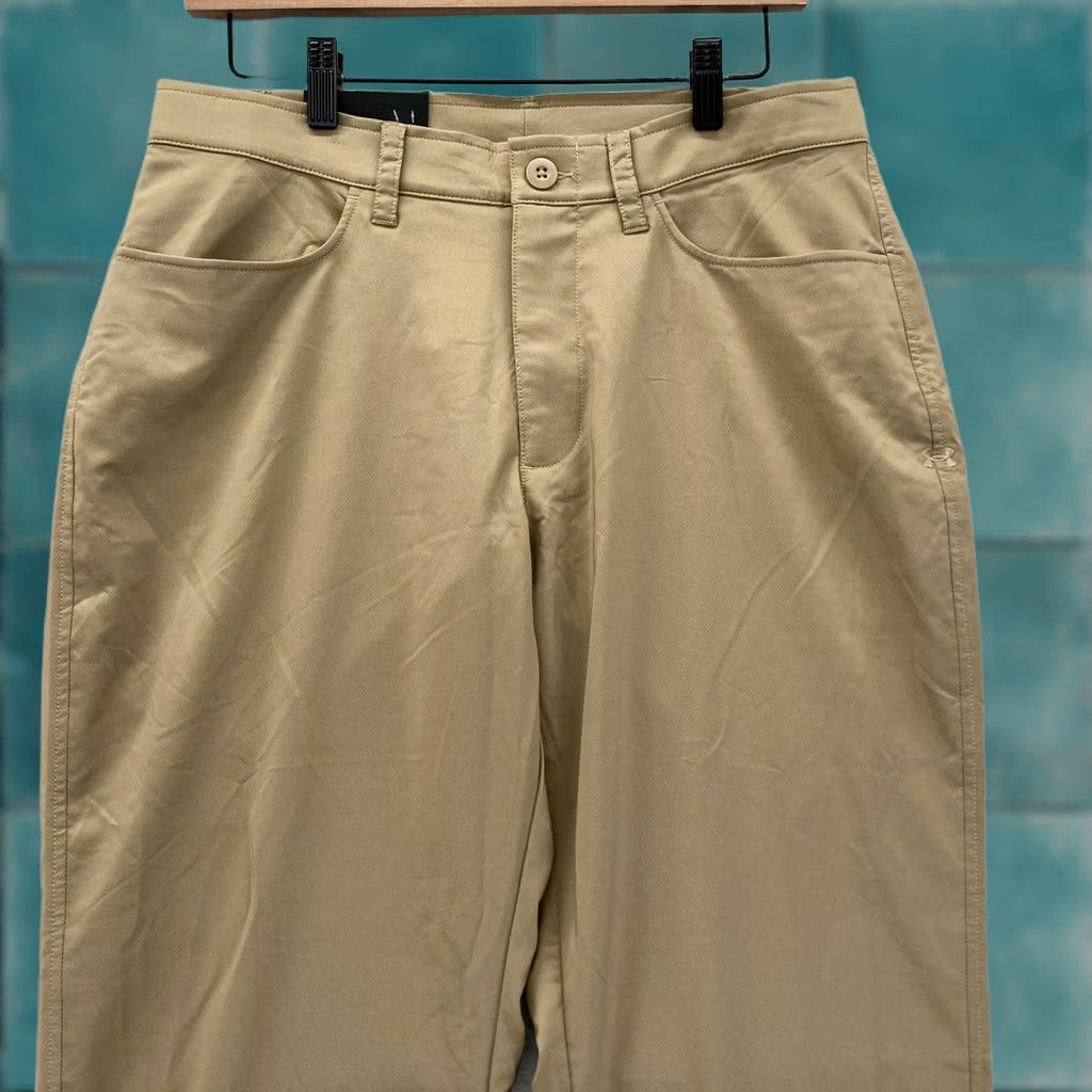 Under Armour Under Armour Loose Fit Tech Golf Pants Mens 32x32 Brown Performance Stretch NWT Size US 32 / EU 48 - 1 Thumbnail