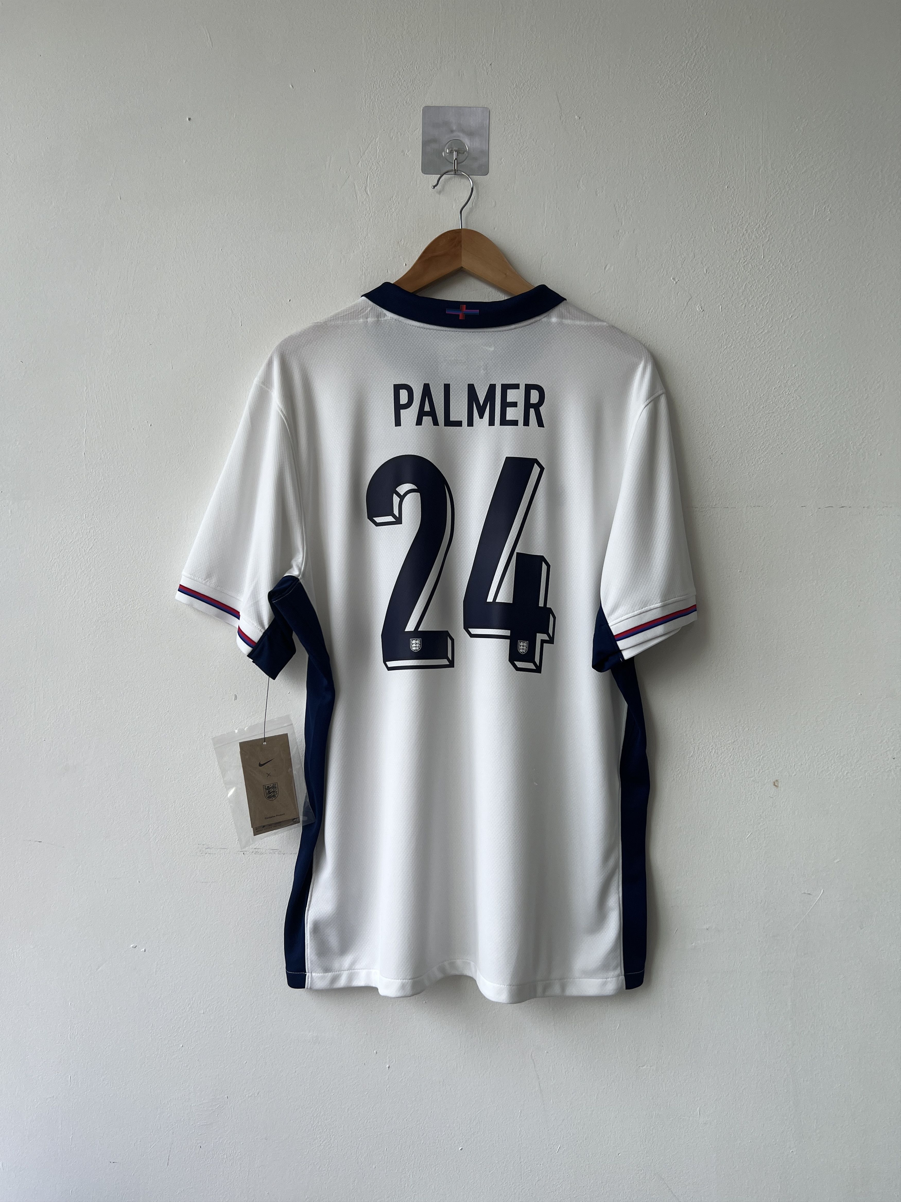 Nike (XL) England 2024-25 Home Kit Palmer #24 (NEW) Size US XL / EU 56 / 4 - 1 Thumbnail