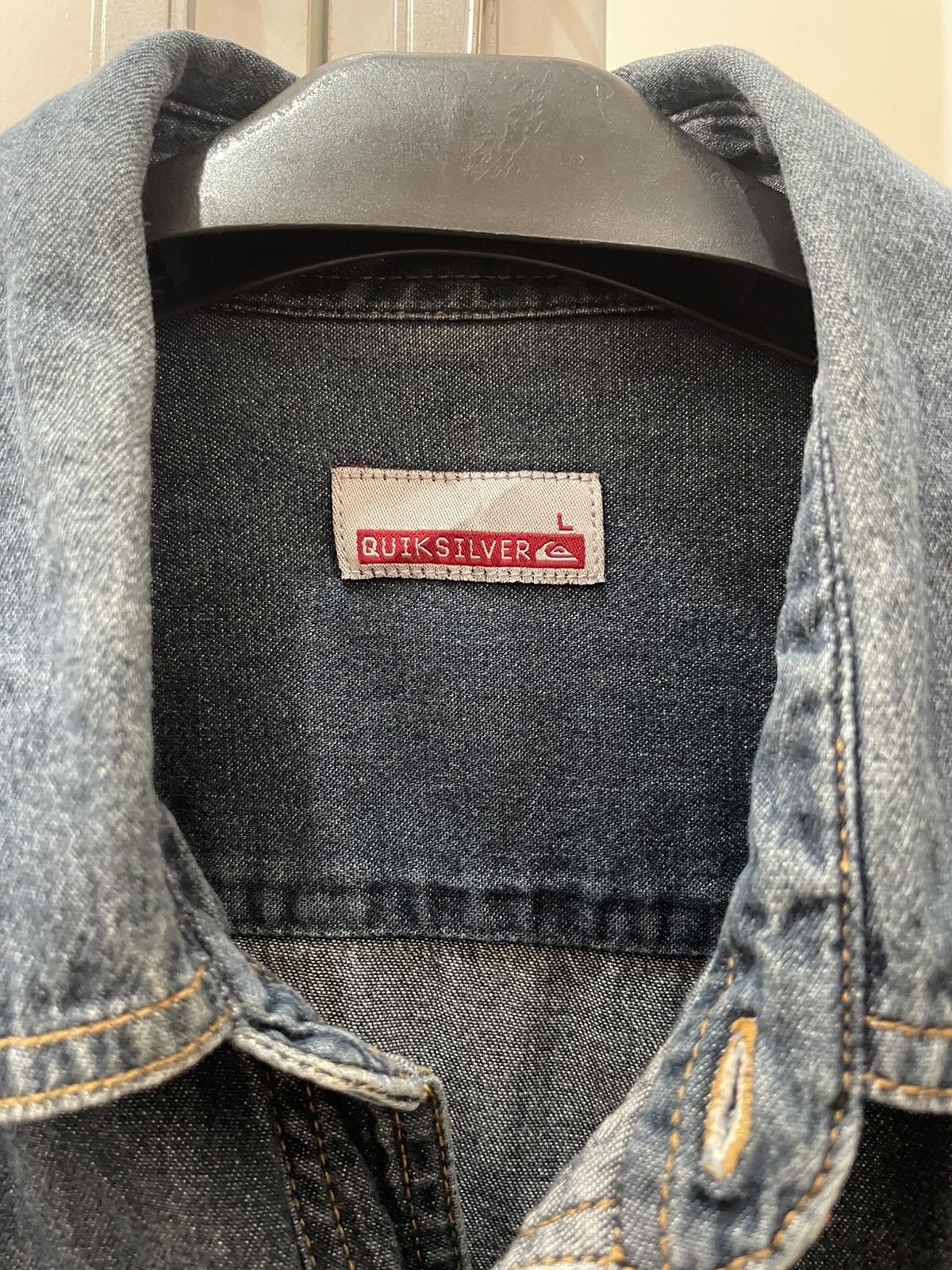 Quiksilver Vintage Quiksilver Y2K Denim with Embroidered Logo Size US L / EU 52-54 / 3 - 3 Thumbnail