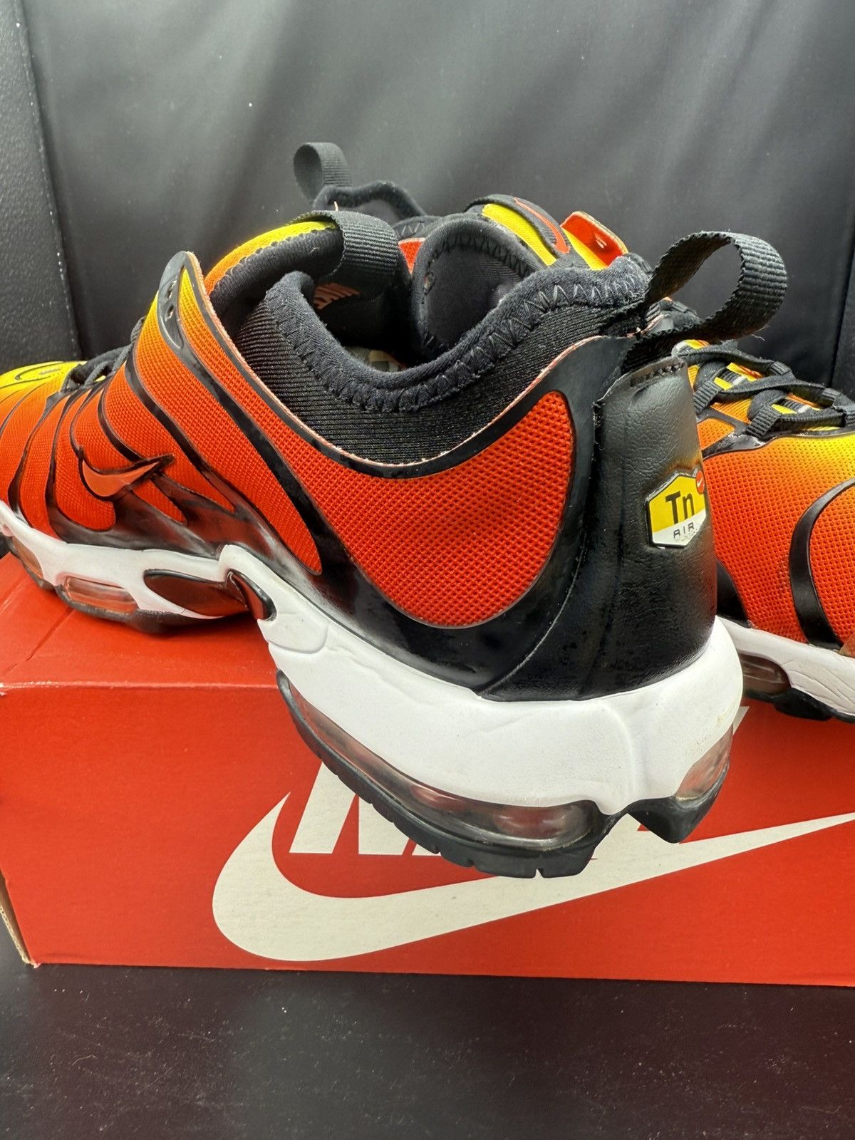 Nike NIKE AIR PLUS TN TIGER Size US 10 / EU 43 - 1 Thumbnail