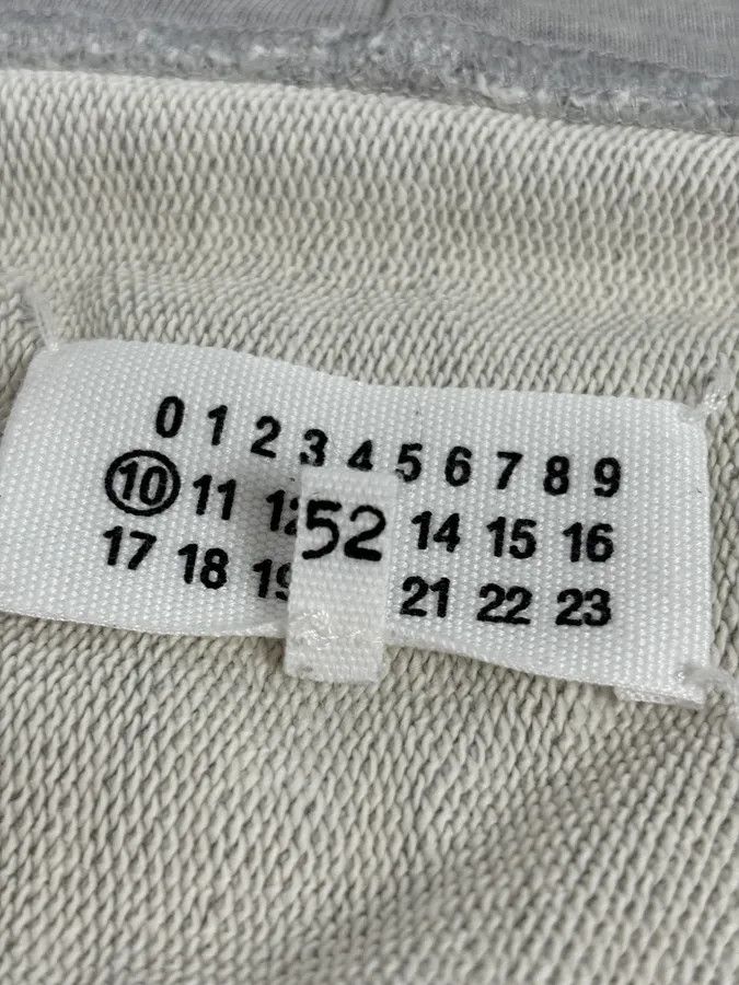 Maison Margiela SS2023 Maison Margiela Grey Signature Zip-up Hoodie Size US L / EU 52-54 / 3 - 13 Thumbnail