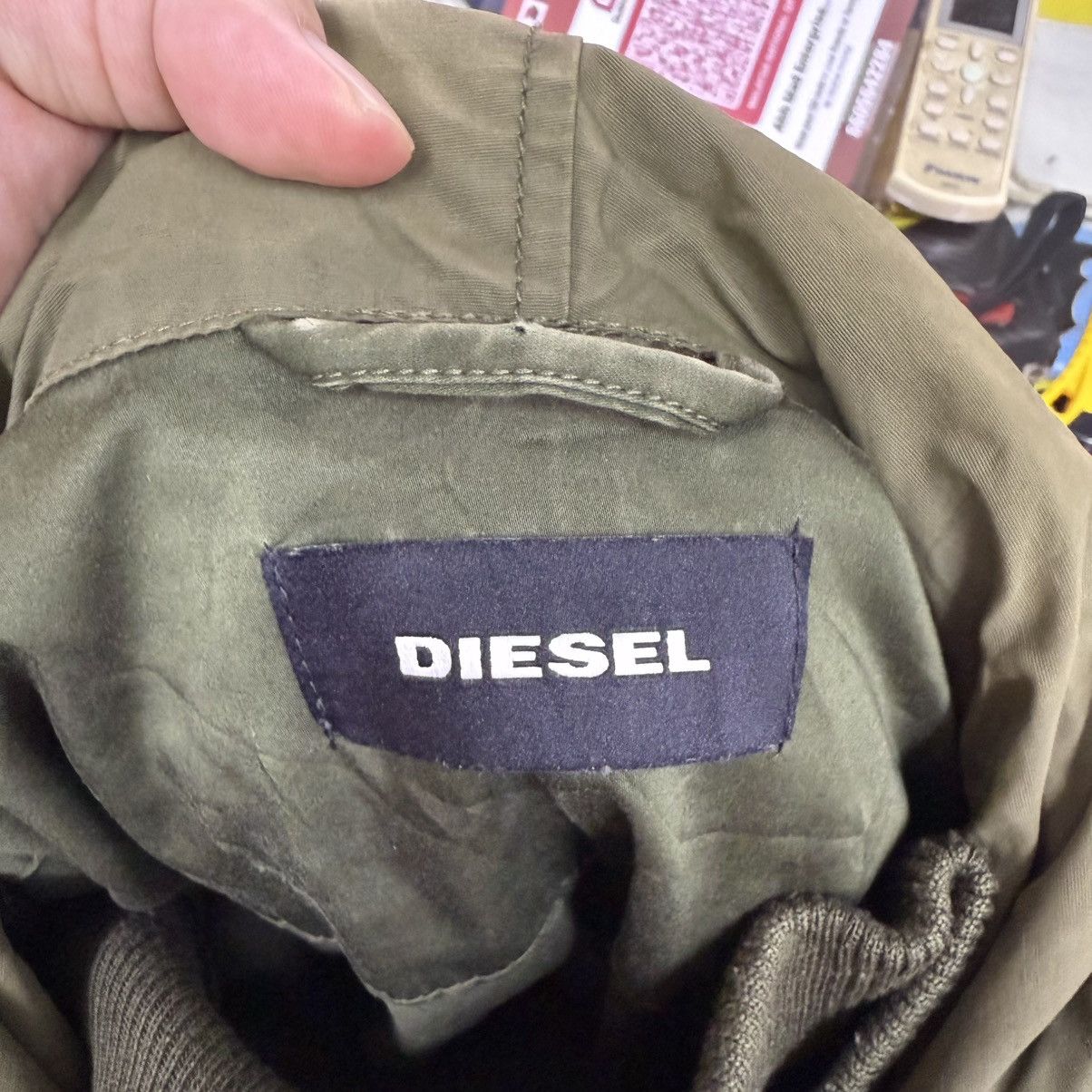 Diesel Vintage DIESEL Military Parka Jacket Khaki Rare USA Size S Size US S / EU 44-46 / 1 - 15 Thumbnail