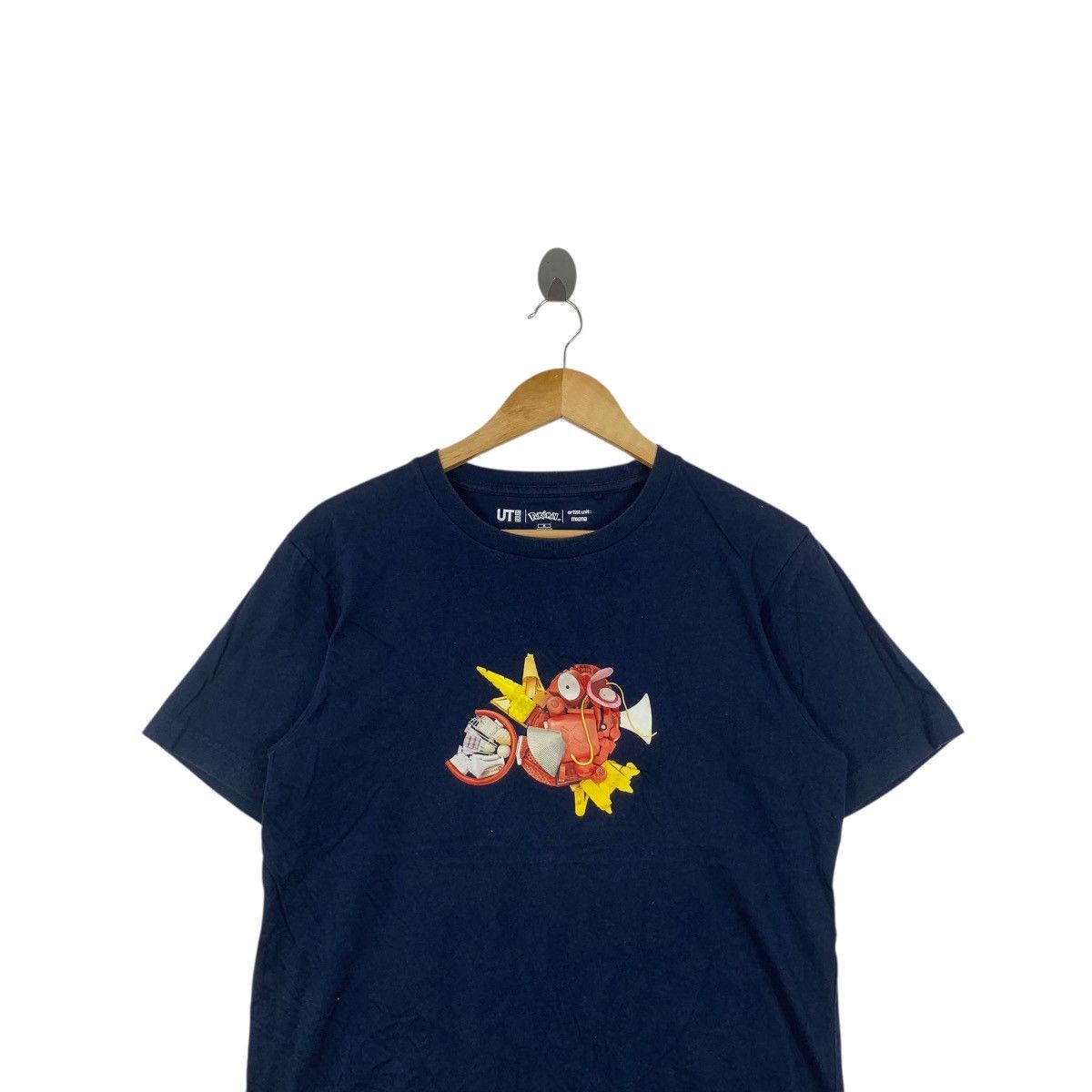 Uniqlo POKEMON x UNIQLO x MAGMA Magicarp Game Tee Shirt Top I Size US M / EU 48-50 / 2 - 2 Thumbnail