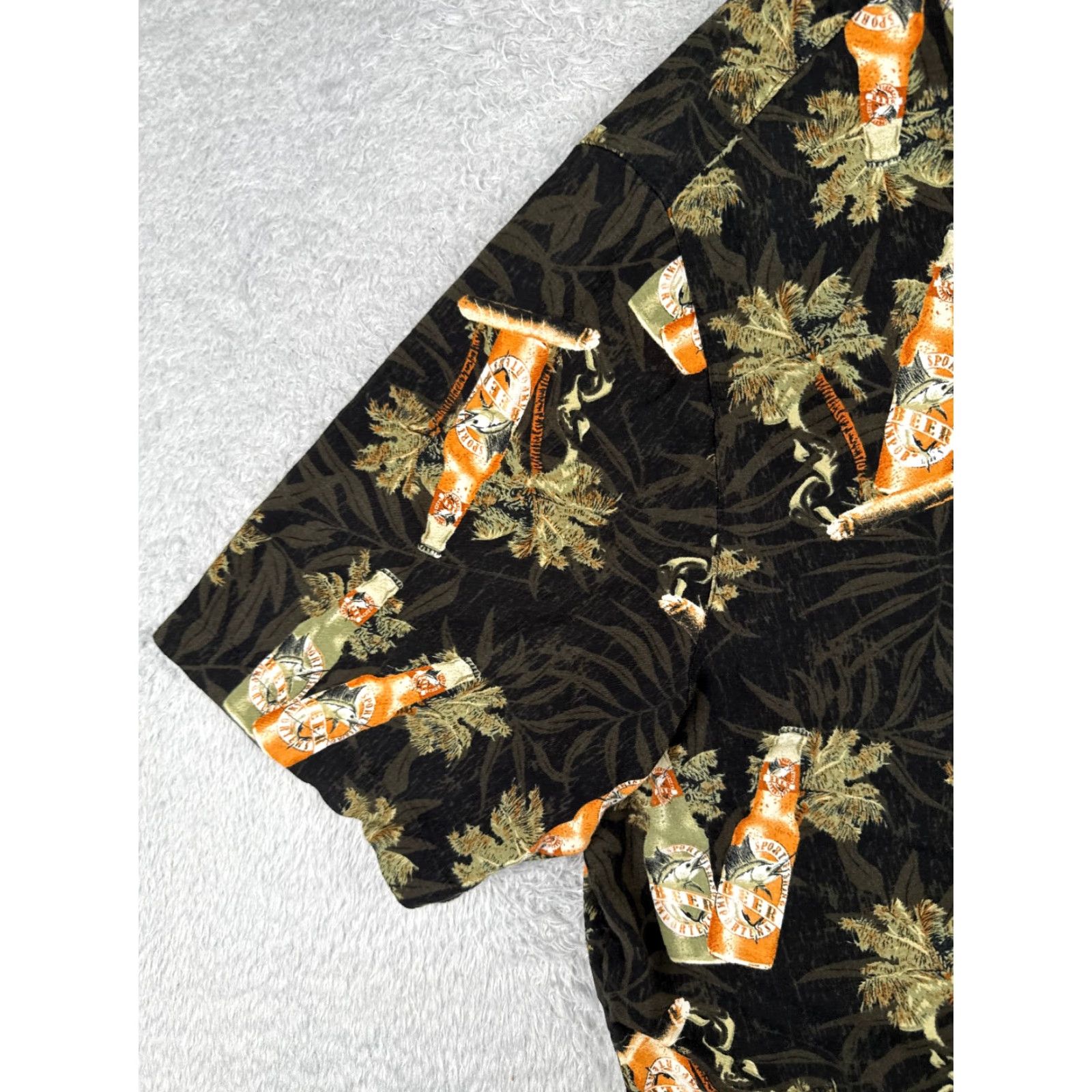 Vintage VINTAGE Puritan Shirt Men 3XL Black Floral Hawaiian Palm 100% Rayon Viscose Button-Up Collar Shirt Adults Mens Size US XXL / EU 58 / 5 - 3 Thumbnail