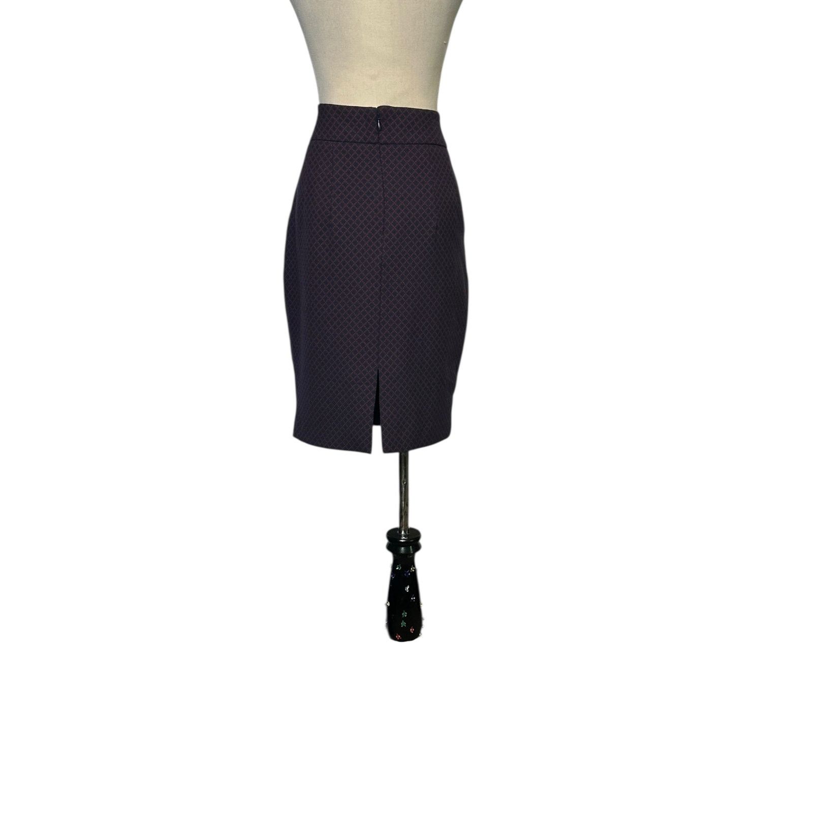 Express Express blue red geometrical print pencil skirt size 4 Size 27" / US 4 / IT 40 - 7 Thumbnail