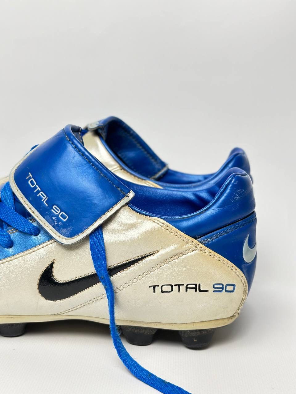 Nike Vintage Nike 2003s Total 90 II FG Football Boots Rare Silver Size US 6.5 / EU 39-40 - 9 Thumbnail