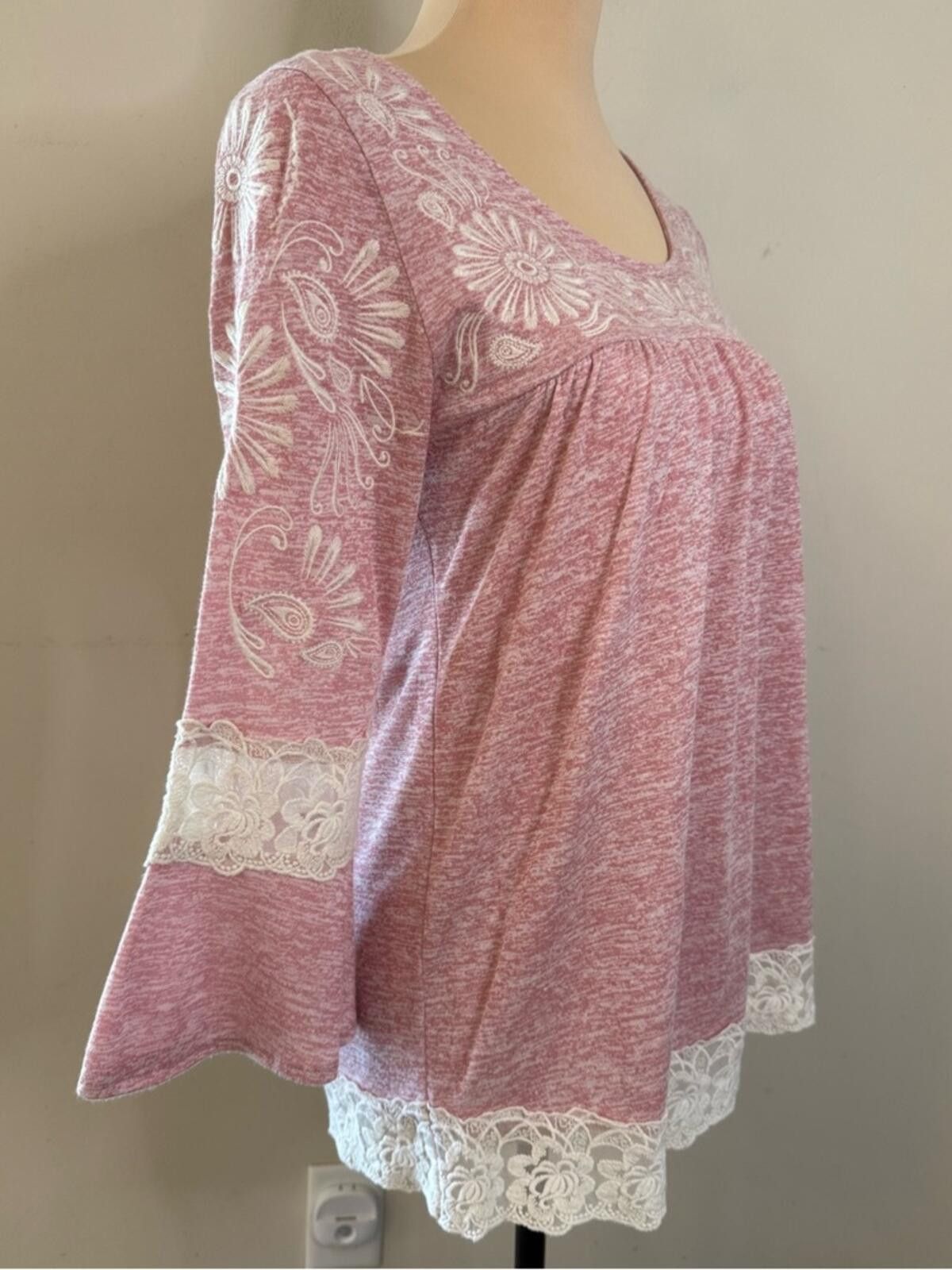 Roper Roper boho blush pink tunic top cream floral lace SZ SM Size S / US 4 / IT 40 - 2 Thumbnail
