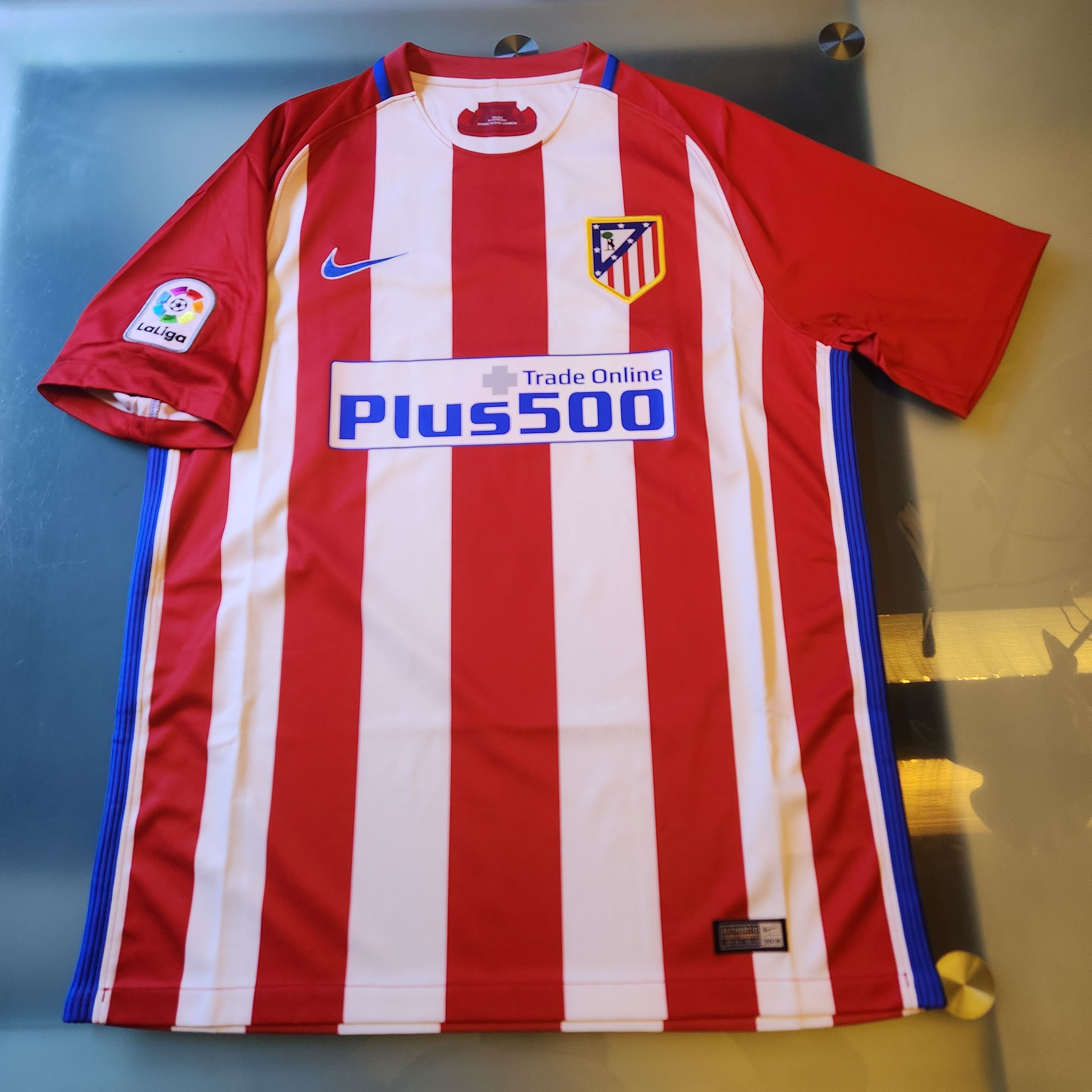 Nike Authentic Atletico Madrid TORRES 2016-2017 16/17 Home Jersey Size US M / EU 48-50 / 2 - 2 Thumbnail