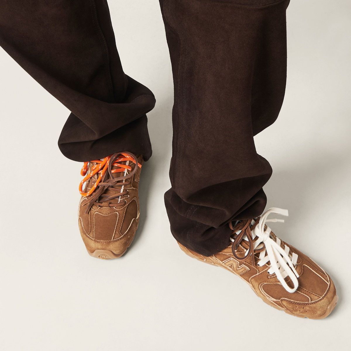 Miu Miu × New Balance New Balance X Miu Miu 530 SL Suede Sneakers Cinnamon Brown Size US 12 / IT 42 - 21 Thumbnail
