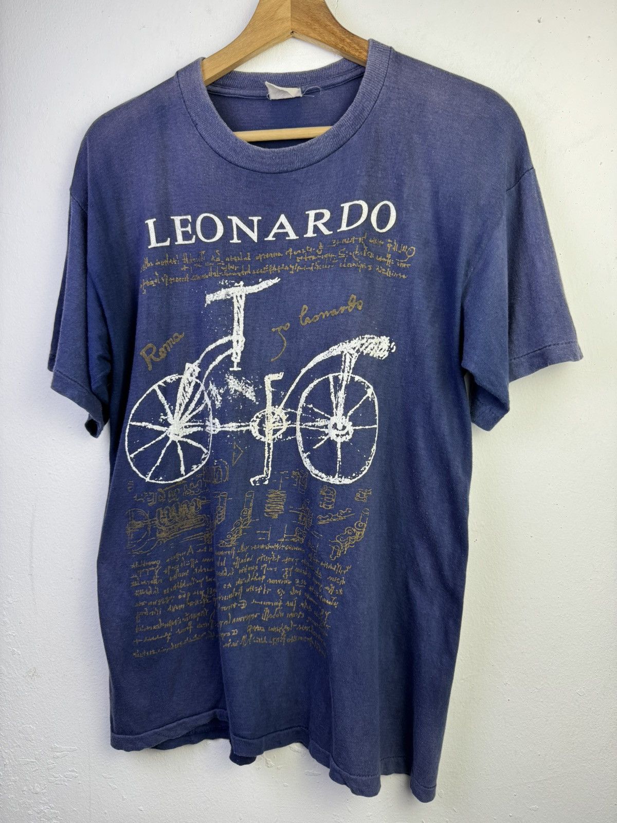 Vintage vintage 90s Leonardo da Vinci bicycle graphic t-shirt, Size US M / EU 48-50 / 2 - 3 Thumbnail