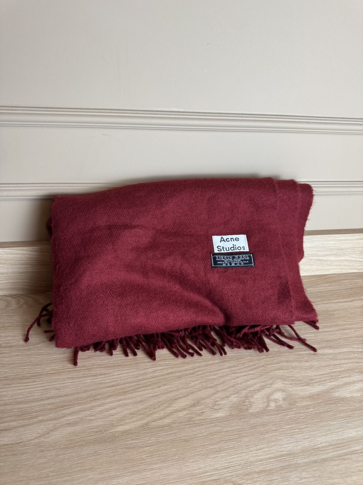 Acne Studios ACNE STUDIOS Burgundy Virgin Wool Knit Wrap Tippet Scarf Size ONE SIZE - 1 Thumbnail