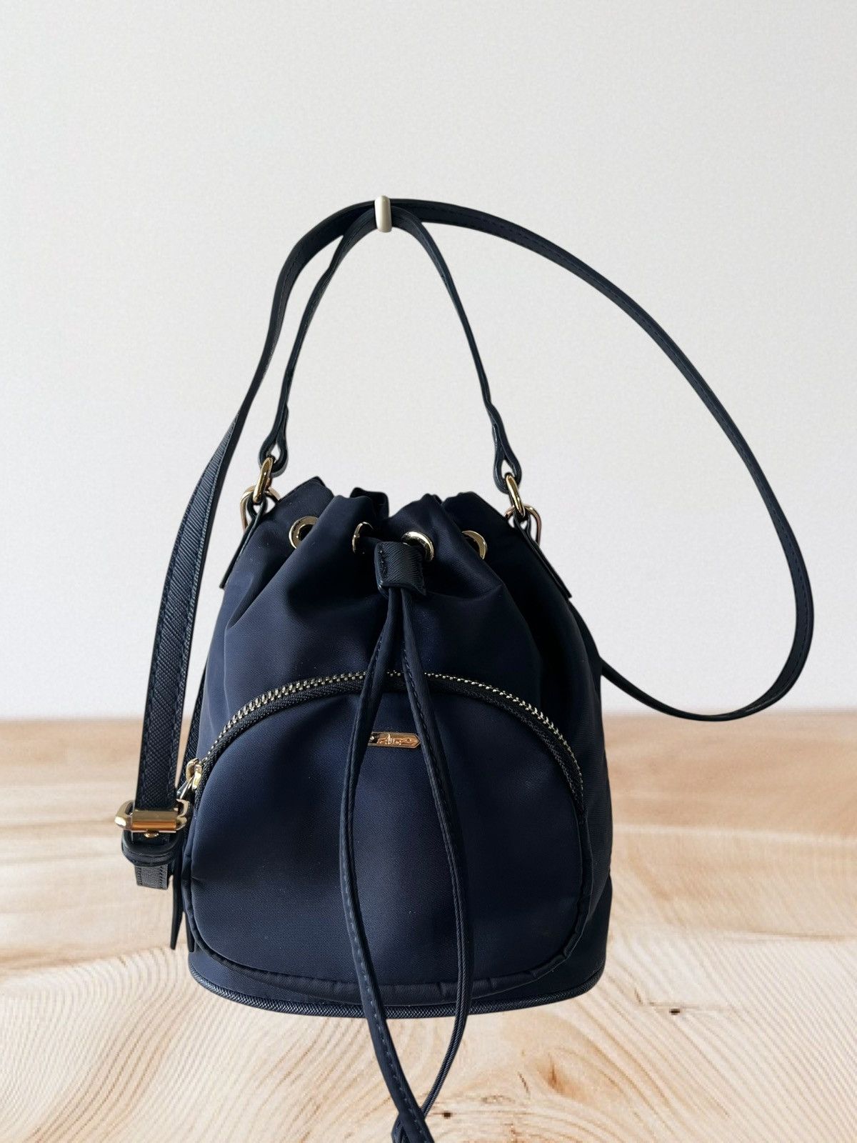 2Ways Small Bucket Shoulder Bag in Blue, Women's