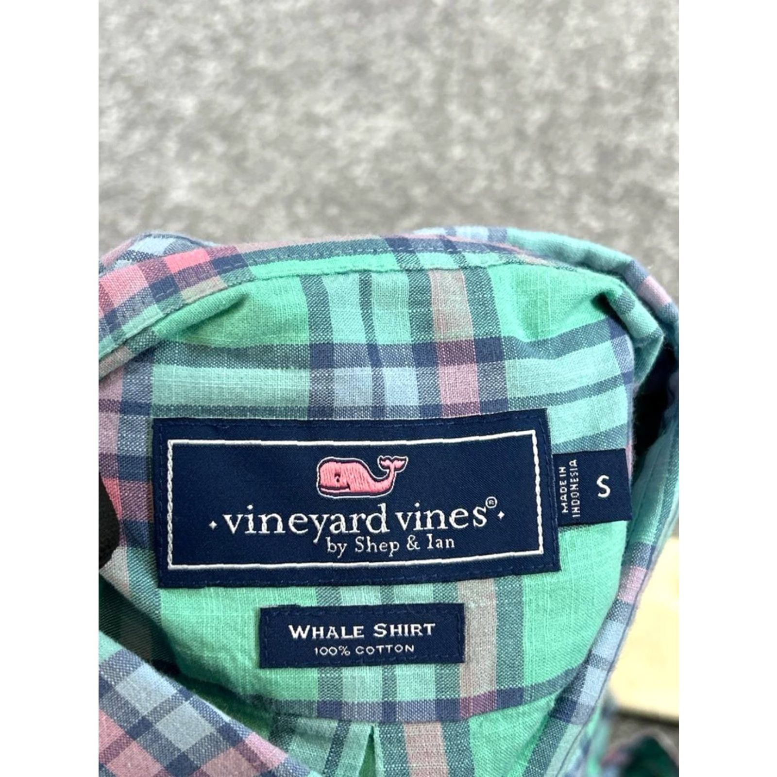 Vineyard Vines Vineyard Vines Whale Shirt Mens Small Green Pink Blue Cotton Button Up Size US S / EU 44-46 / 1 - 3 Thumbnail