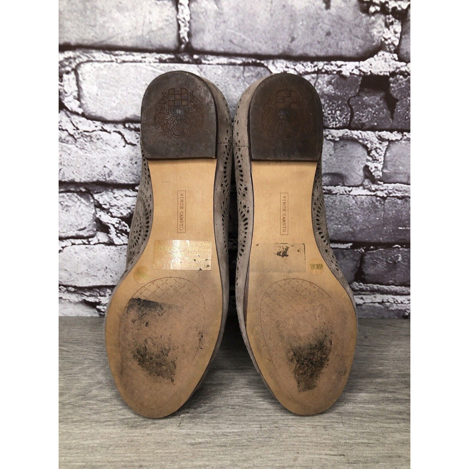 Vince Camuto Vince Camuto Lancaster Taupe Suede Perforated Flats Women’s Size US 6.5 / IT 36.5 - 12 Thumbnail