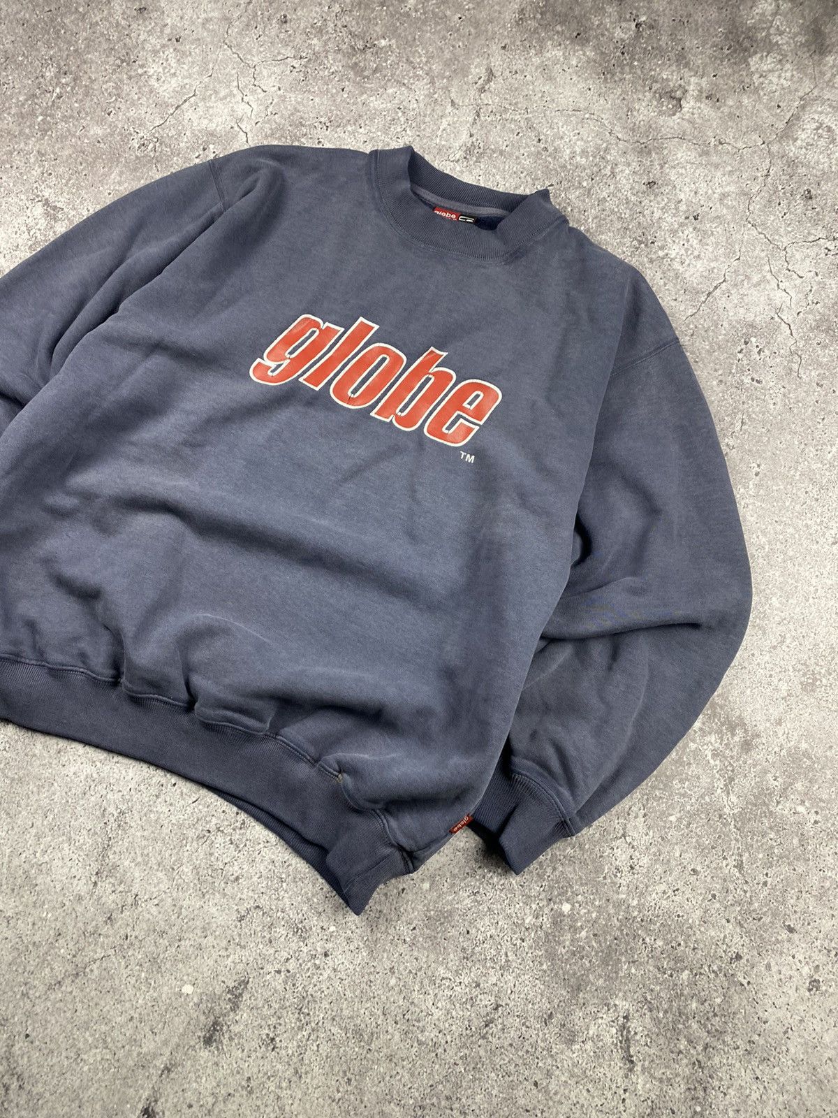 Globe × Vintage Vintage Globe Skateboarding Denim Oversized Sweatshirt Size US M / EU 48-50 / 2 - 2 Thumbnail