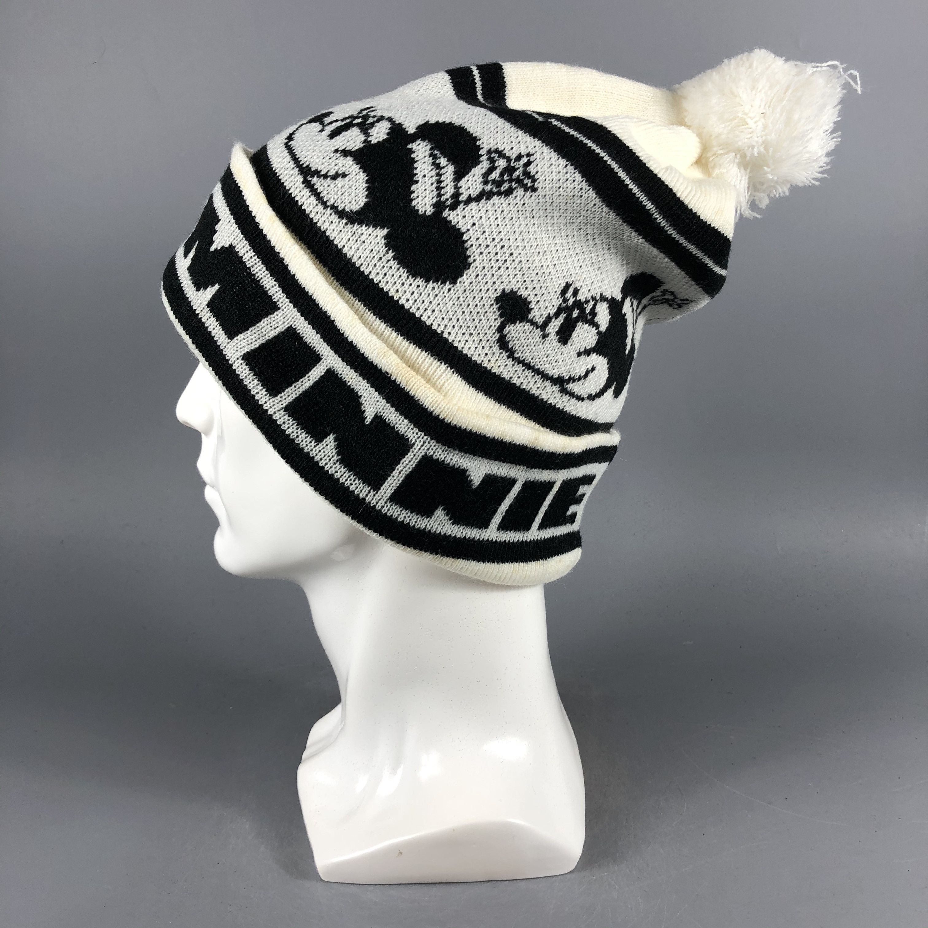 Disney × Mickey Mouse × Vintage Mickey Mouse Disney Beanie Snow Hat Snow Cap -D938 Size ONE SIZE - 1 Thumbnail