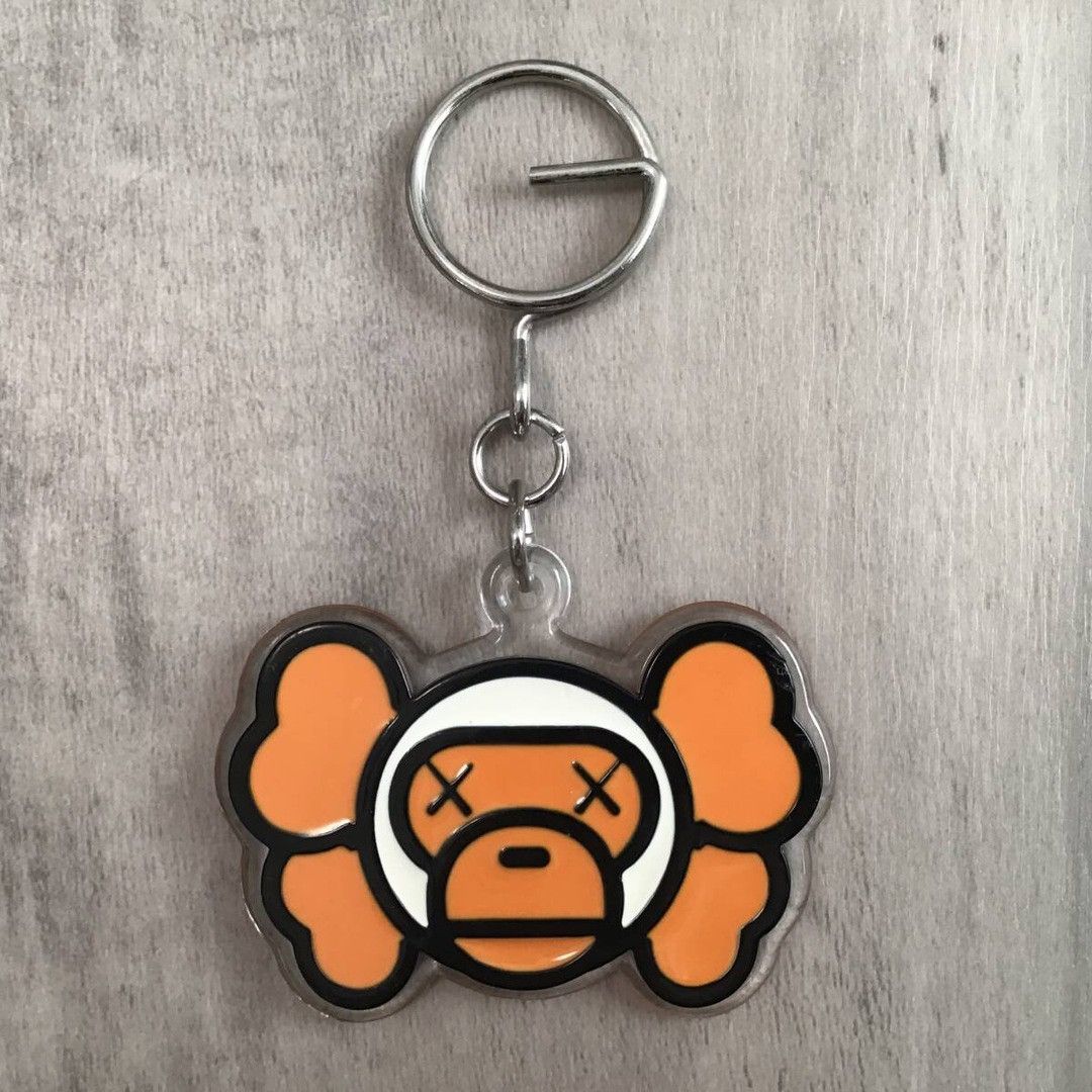 Bape × Kaws BAPE × KAWS MILO keychain a bathing ape NIGO Size ONE SIZE - 1 Thumbnail