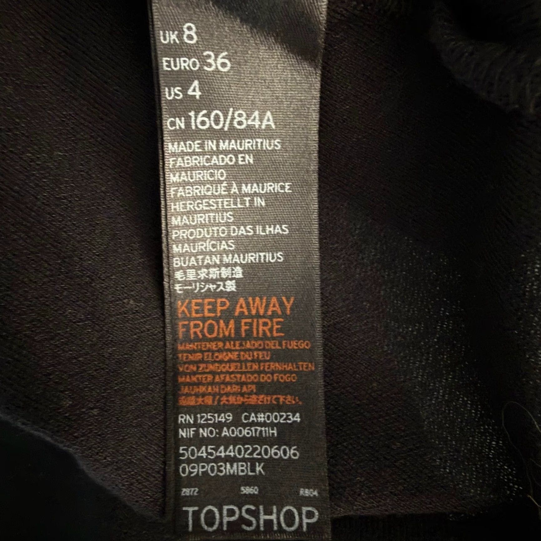 Topshop Topshop Womens US 4 Short Sleeve Top Black Scalloped Hem Laser Cut Coquette Chic Shirt Adult Regular XS? Size S / US 4 / IT 40 - 4 Thumbnail
