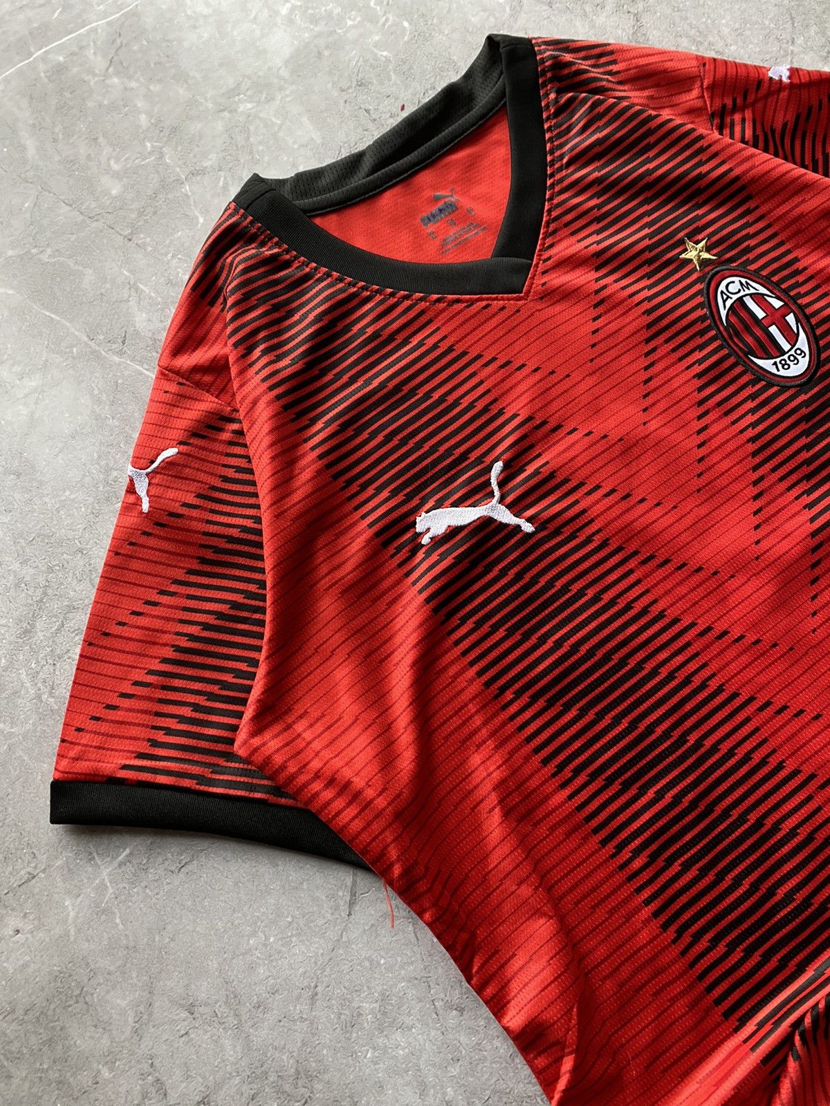 Puma Puma AC Milan 2023/24 # 10 Rafa Leao Home Soccer Jersey Size US S / EU 44-46 / 1 - 5 Thumbnail