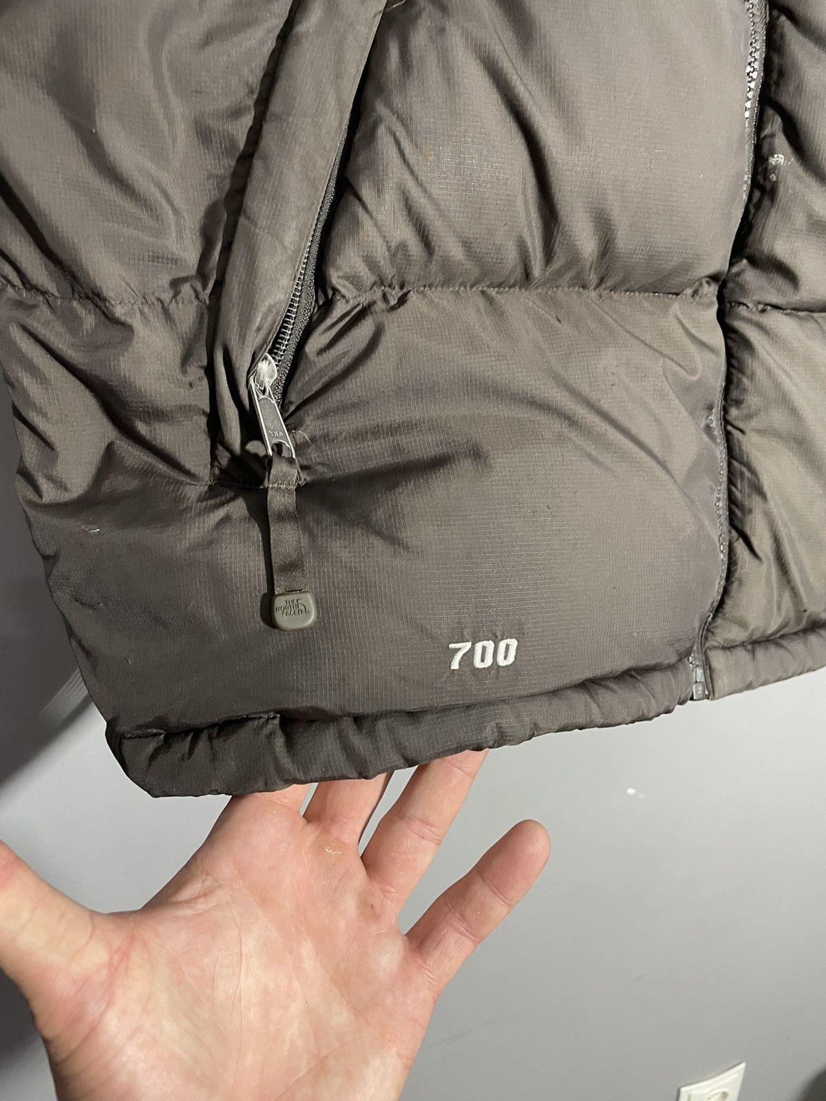 The North Face Vintage The North Face 700 Brown Puffer Vest size L Size US L / EU 52-54 / 3 - 3 Thumbnail